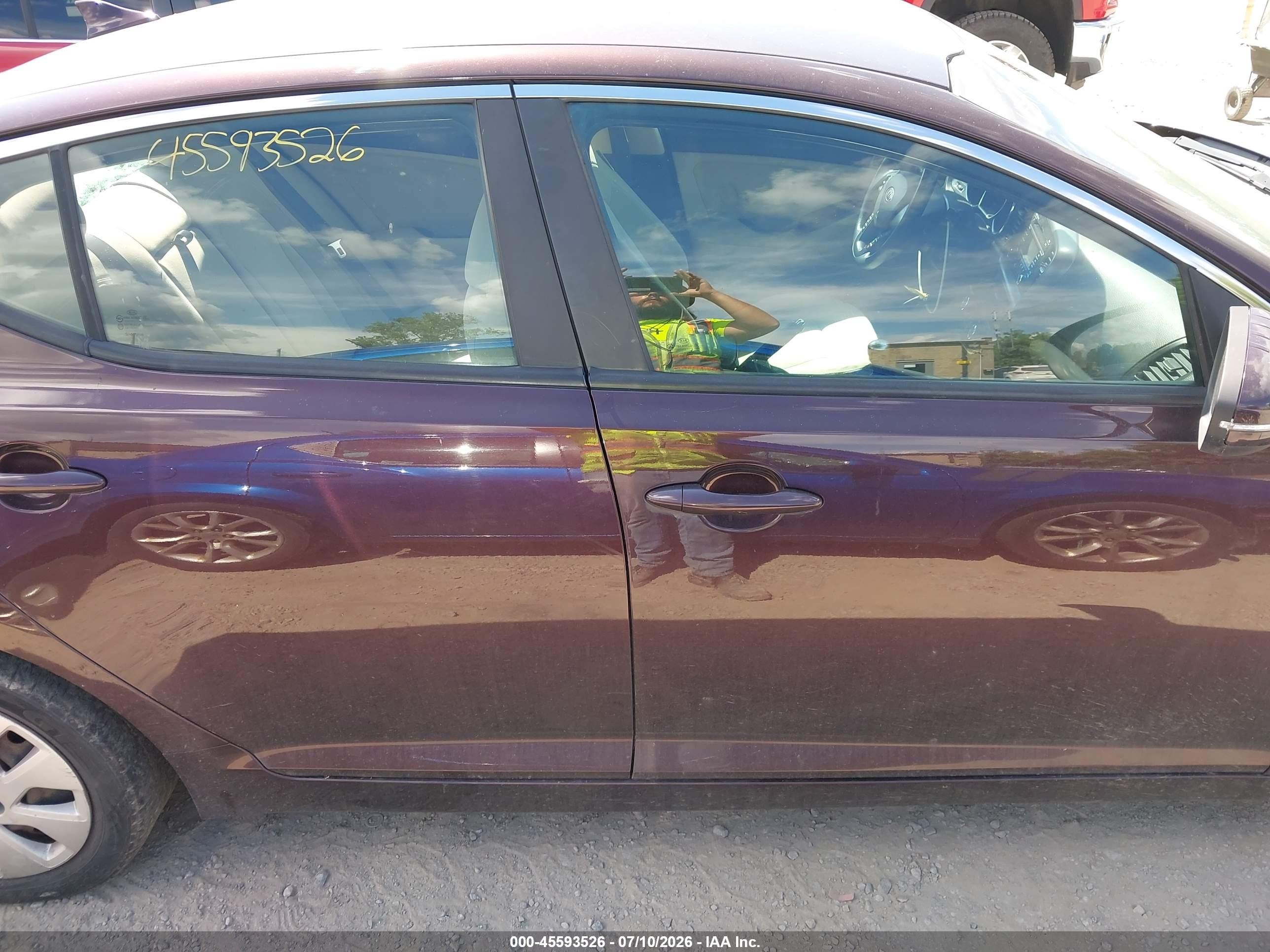 2011 Kia Optima Lx Burgundy vin: KNAGM4A70B5100477