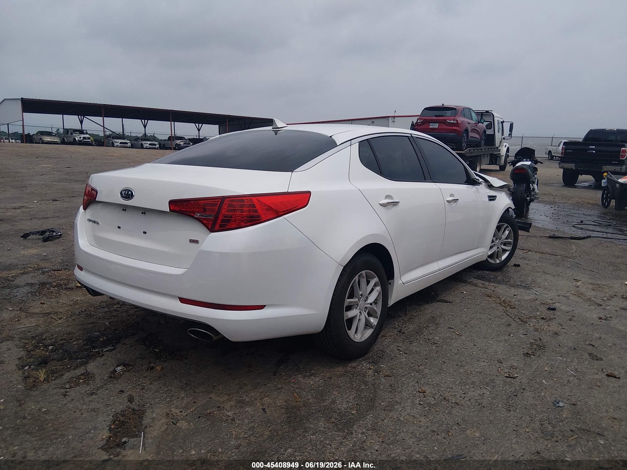 2012 Kia Optima Lx White vin: KNAGM4A70C5283767