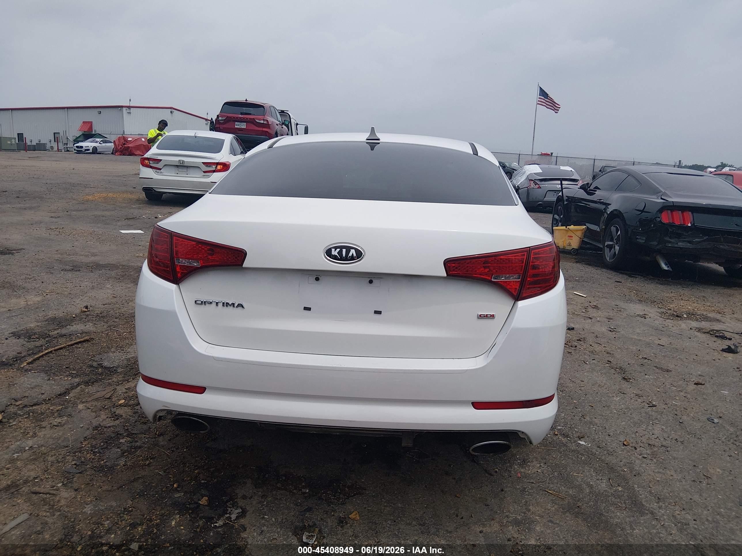 2012 Kia Optima Lx White vin: KNAGM4A70C5283767