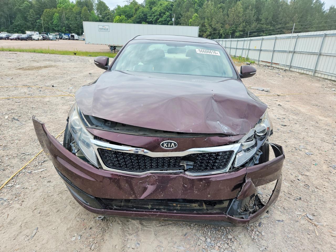 2011 Kia Optima Lx Maroon vin: KNAGM4A71B5070549