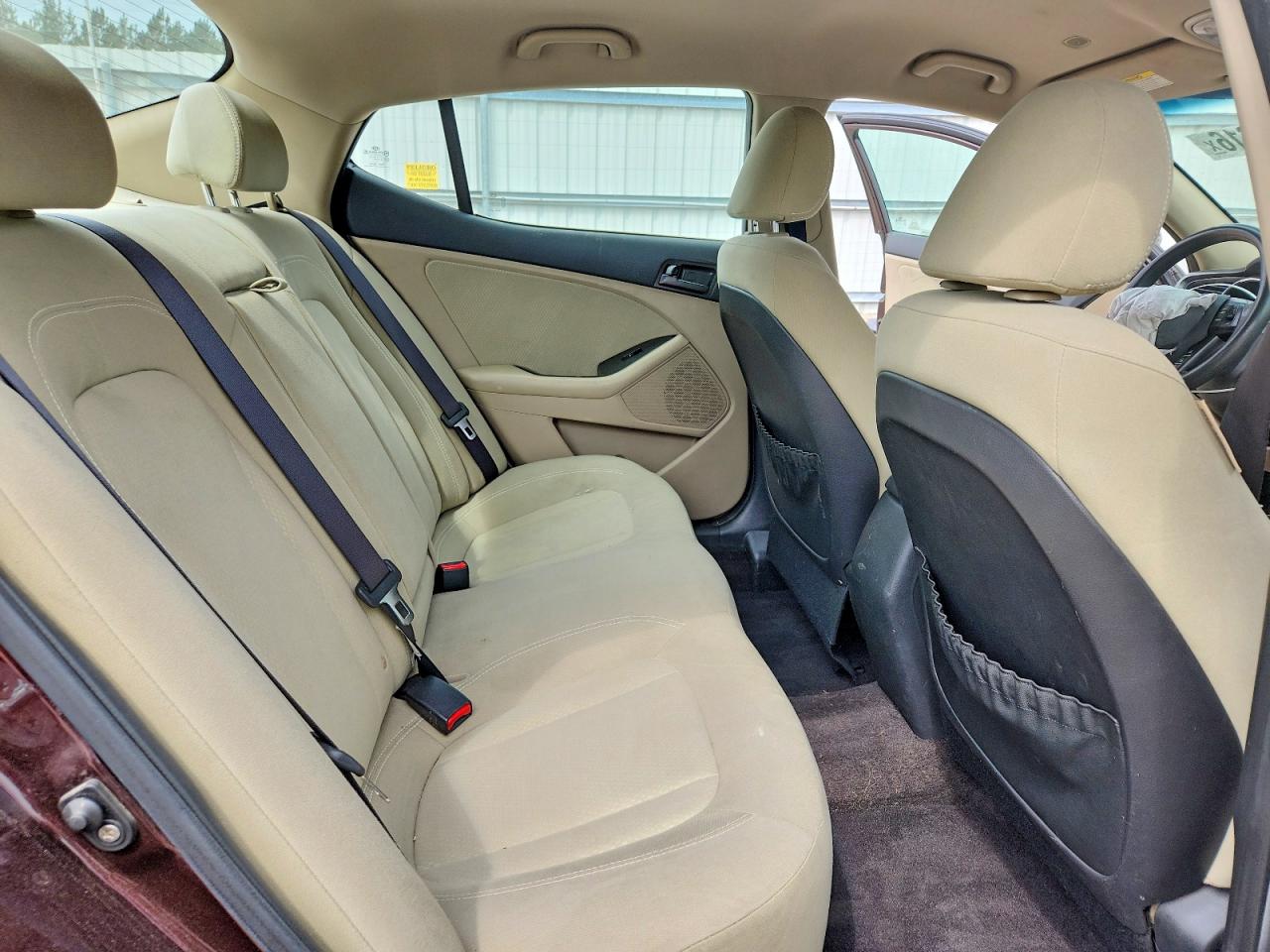 2011 Kia Optima Lx Maroon vin: KNAGM4A71B5070549