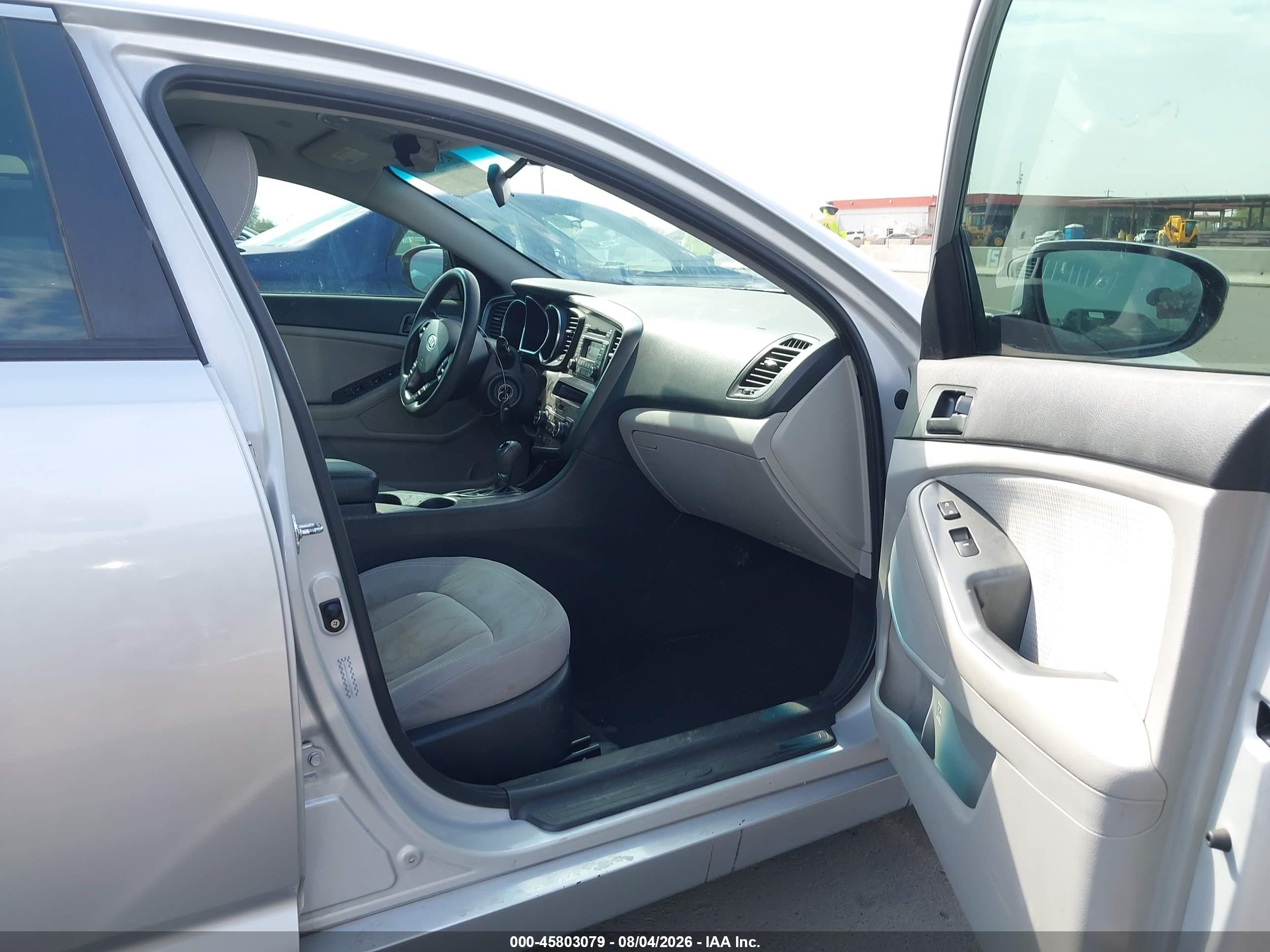 2011 Kia Optima Lx Silver vin: KNAGM4A71B5121905