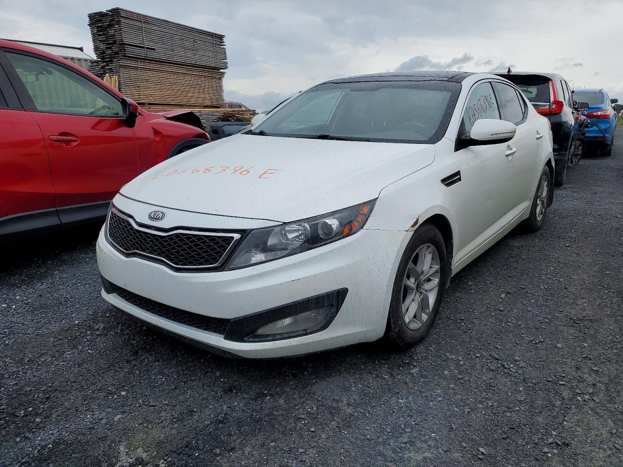 2012 Kia Optima Lx White vin: KNAGM4A71C5264547