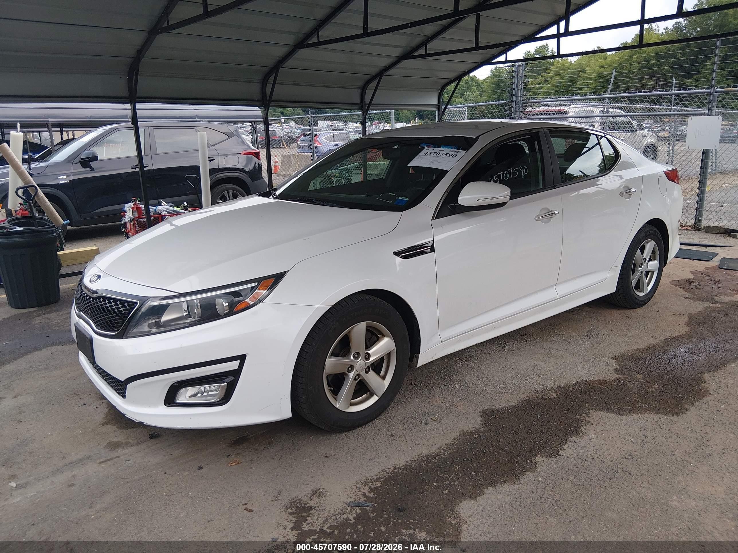 2015 Kia Optima Lx White vin: KNAGM4A71F5535367
