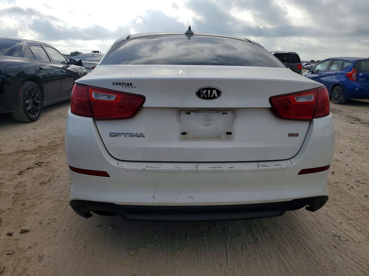 2015 Kia Optima Lx White vin: KNAGM4A71F5634514