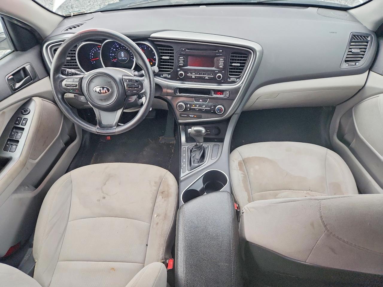 2015 Kia Optima Lx White vin: KNAGM4A71F5635923