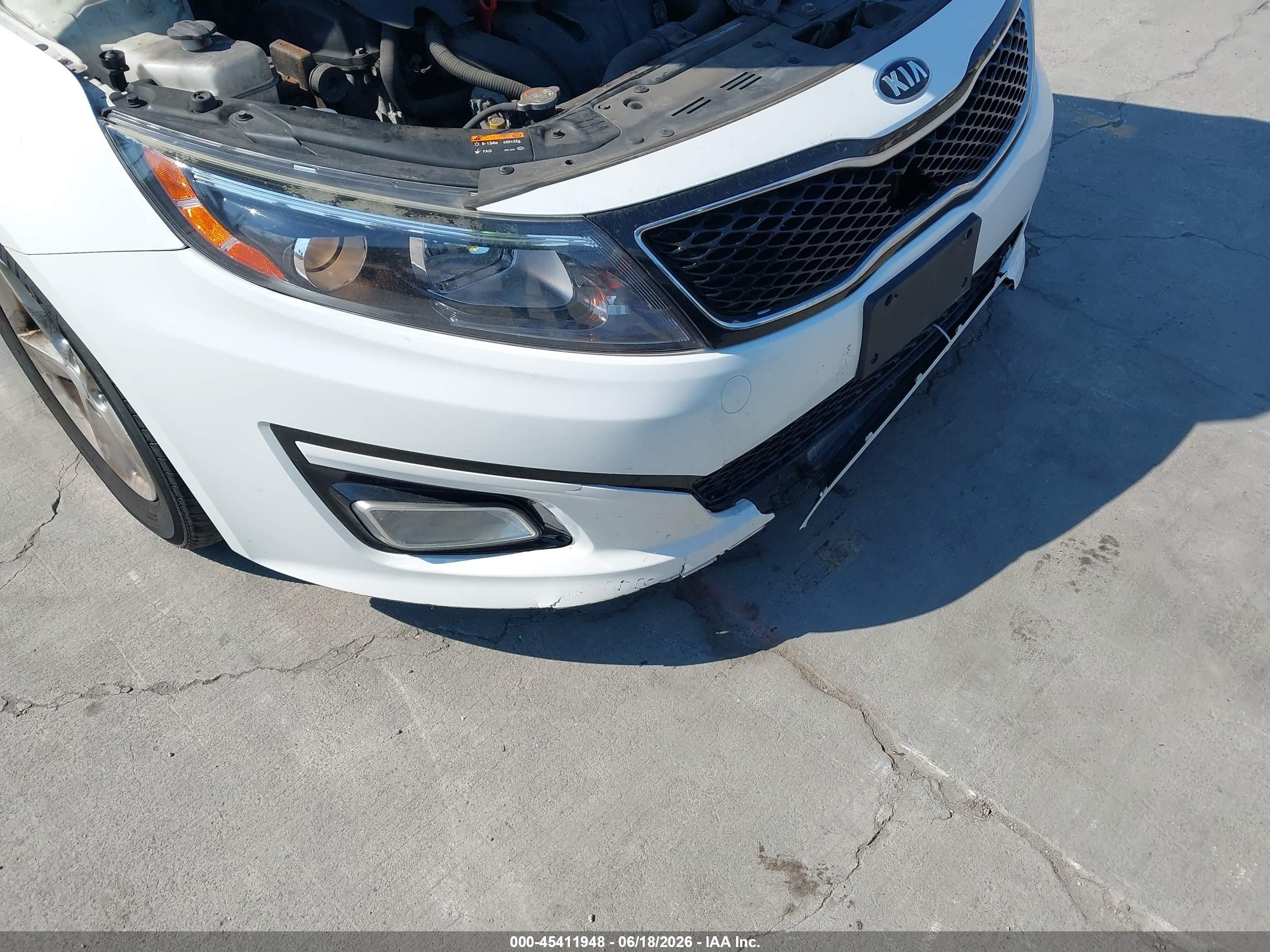 2015 Kia Optima Lx White vin: KNAGM4A71F5653516