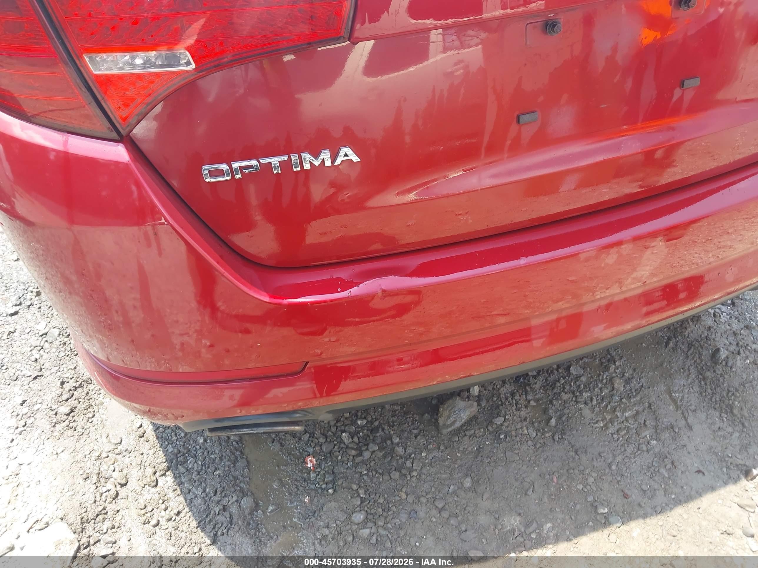 2011 Kia Optima Lx Red vin: KNAGM4A72B5134422