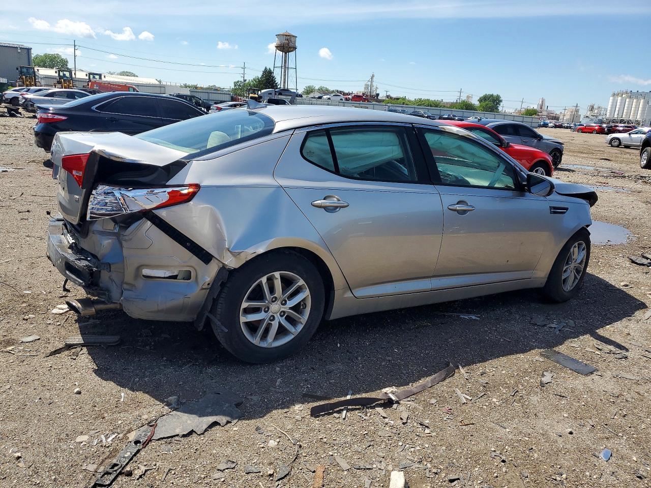 2013 Kia Optima Lx Серебряный vin: KNAGM4A72D5437896