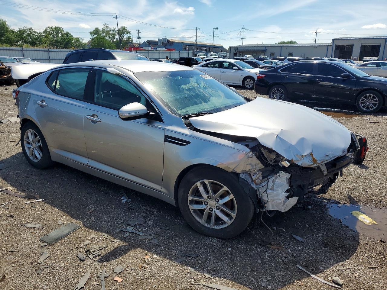 2013 Kia Optima Lx Серебряный vin: KNAGM4A72D5437896