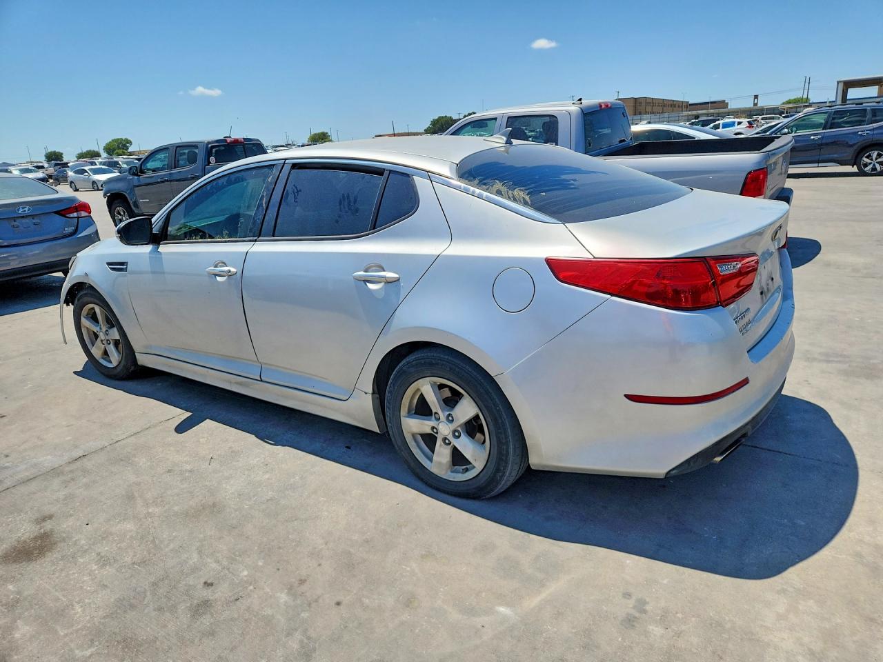 2014 Kia Optima Lx Silver vin: KNAGM4A72E5481897