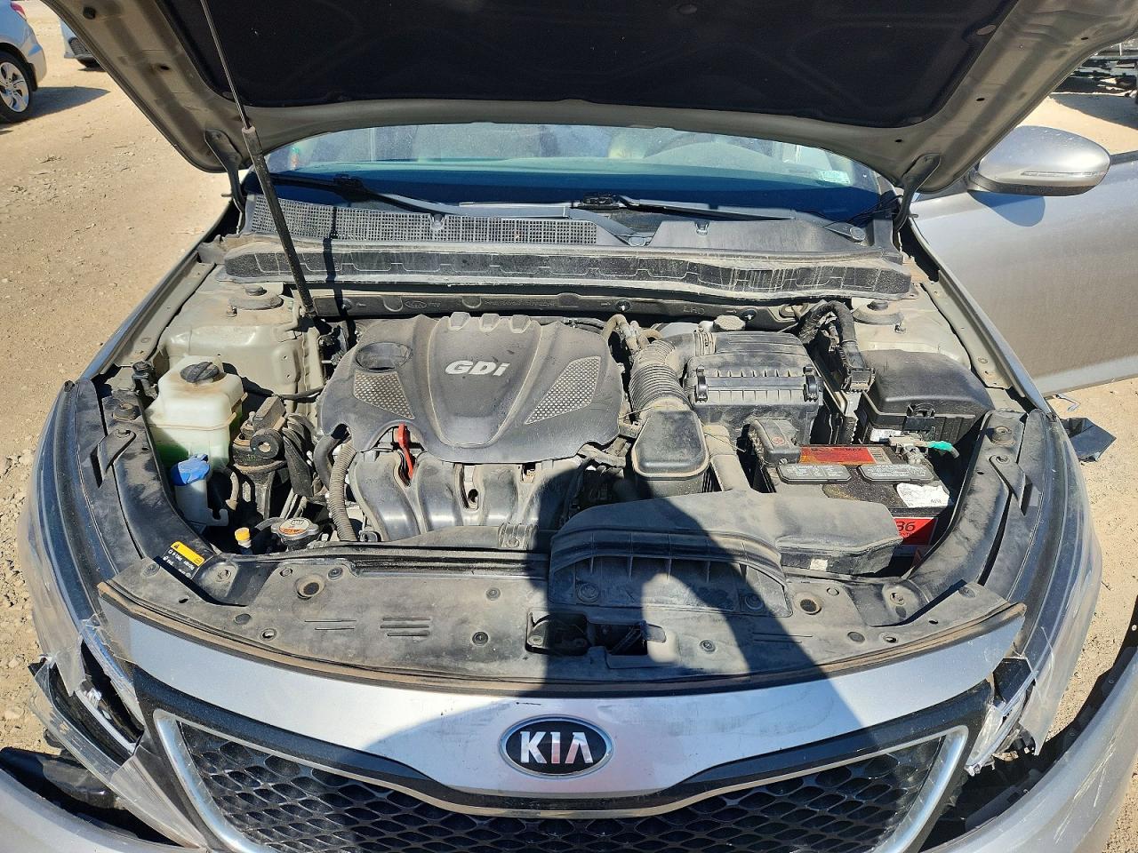 2015 Kia Optima Lx Серебряный vin: KNAGM4A72F5574470