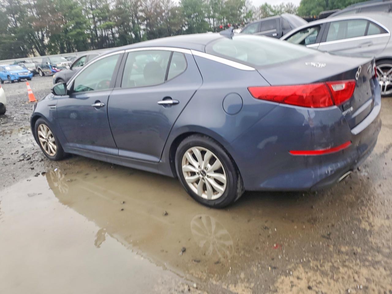 2015 Kia Optima Lx Blue vin: KNAGM4A72F5614031
