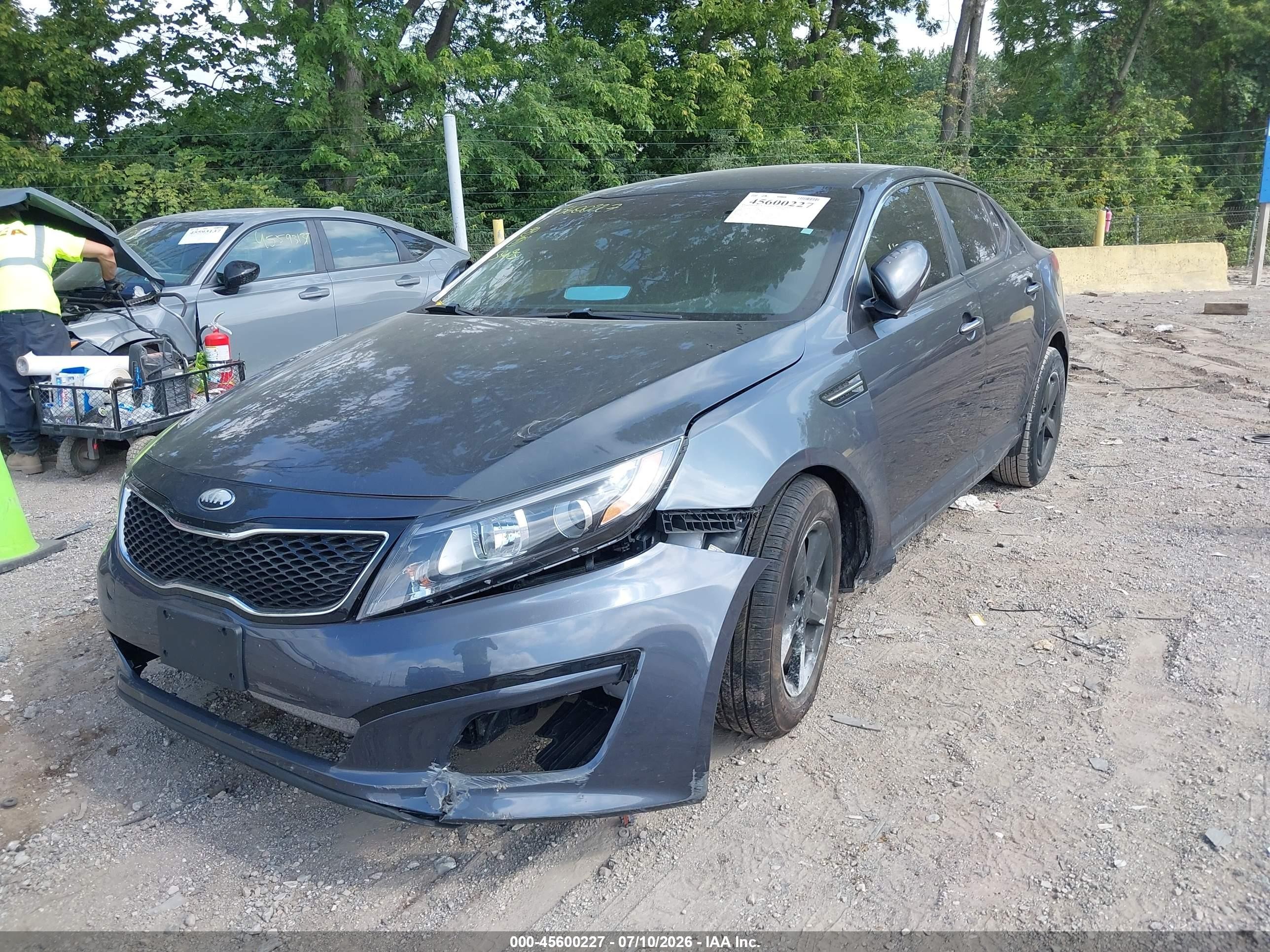 2015 Kia Optima Lx Dark Blue vin: KNAGM4A72F5649877