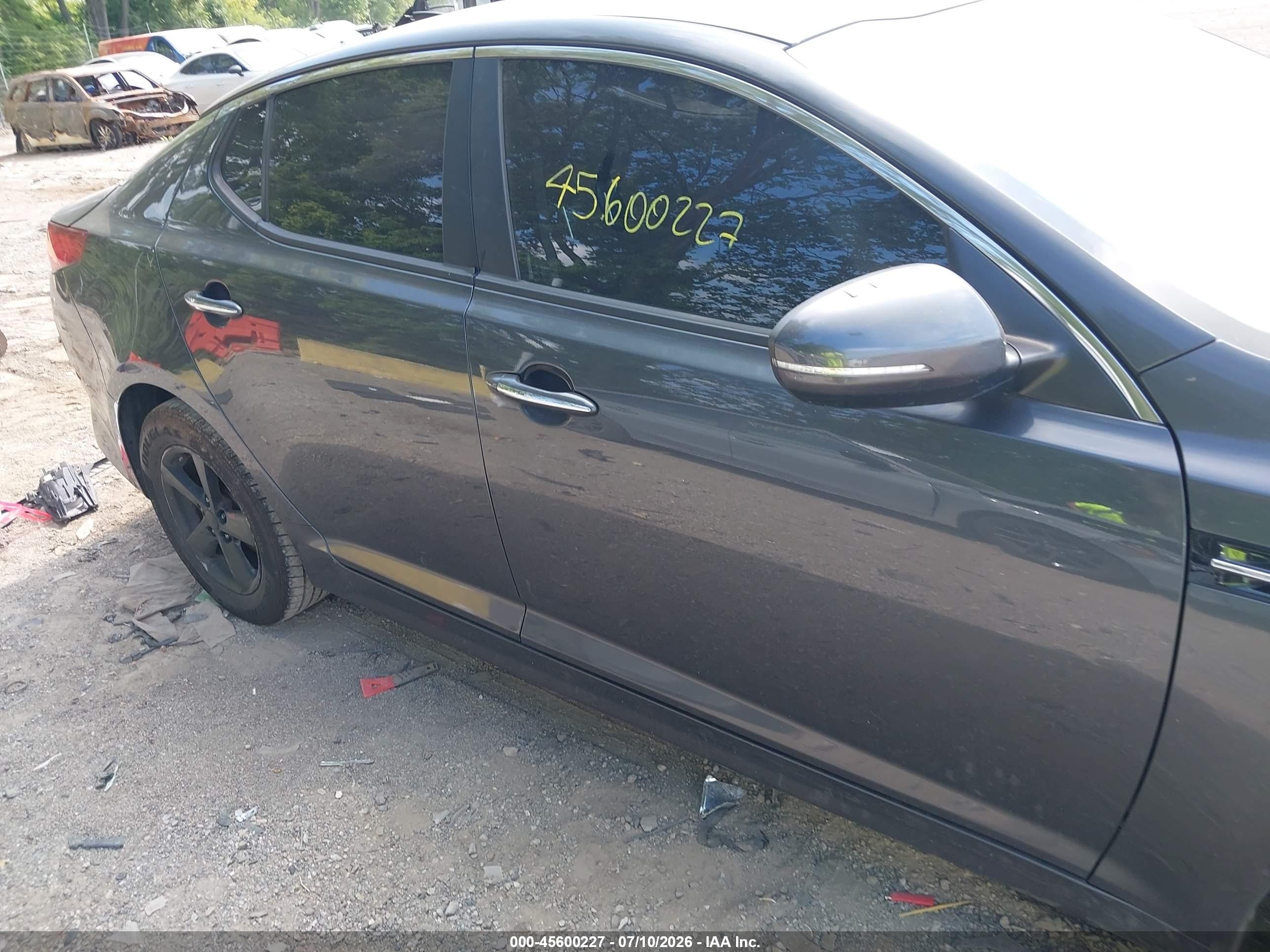 2015 Kia Optima Lx Dark Blue vin: KNAGM4A72F5649877