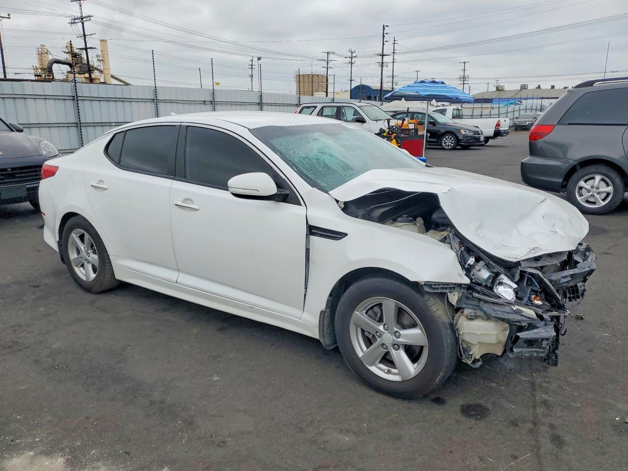2015 Kia Optima Lx White vin: KNAGM4A72F5661978