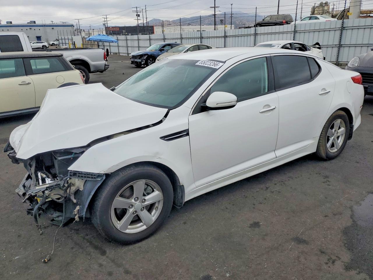 2015 Kia Optima Lx White vin: KNAGM4A72F5661978