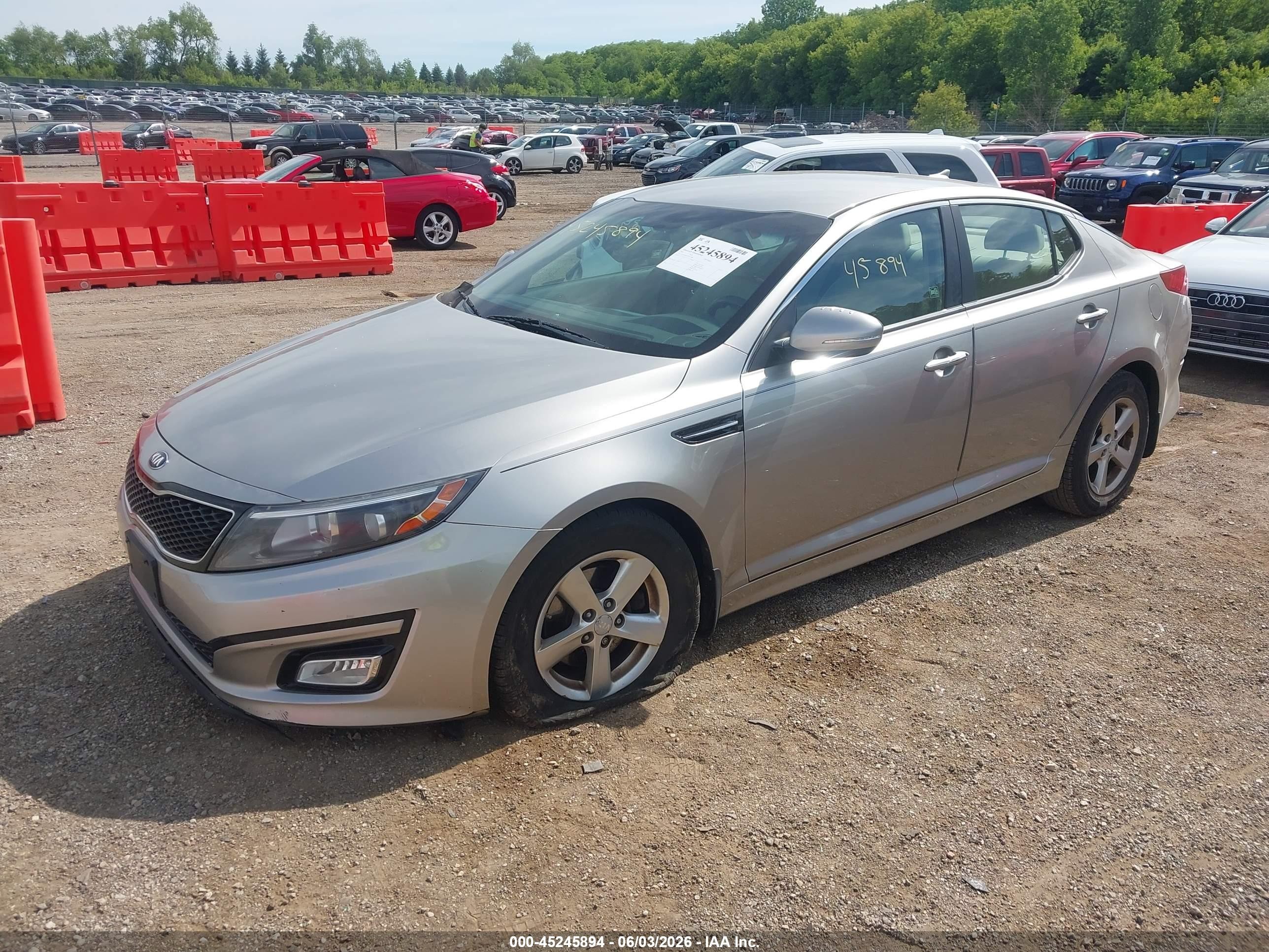 2015 Kia Optima Lx Silver vin: KNAGM4A73F5532986