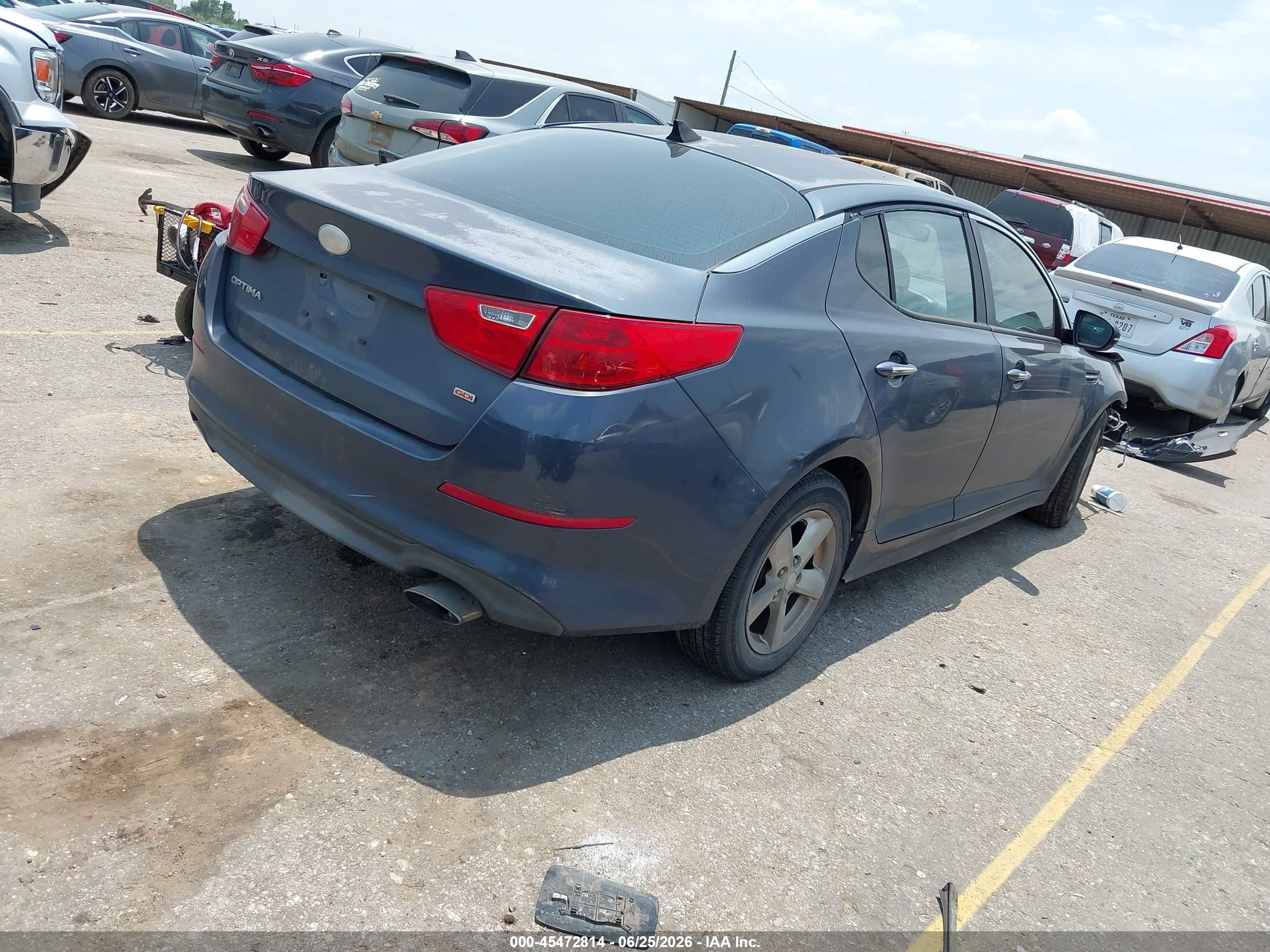 2015 Kia Optima Lx Серый vin: KNAGM4A73F5560979