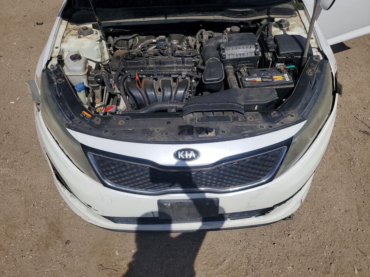 2015 Kia Optima Lx White vin: KNAGM4A73F5642632