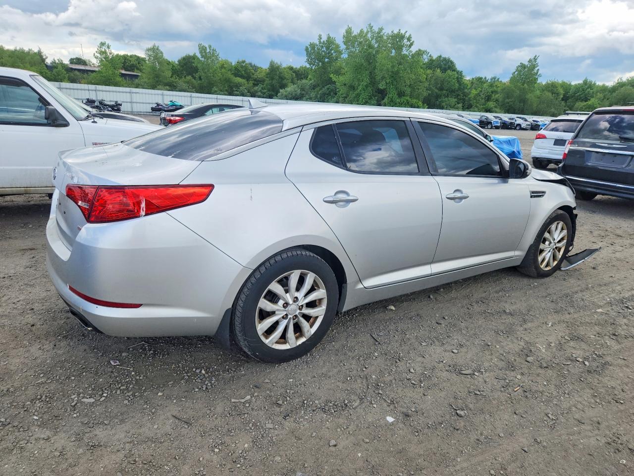2012 Kia Optima Lx Серебряный vin: KNAGM4A74C5283691
