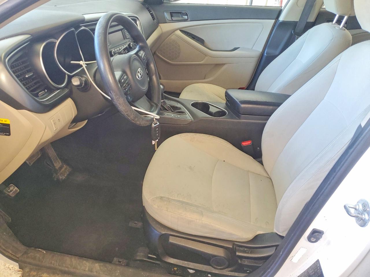 2015 Kia Optima Lx White vin: KNAGM4A74F5530793