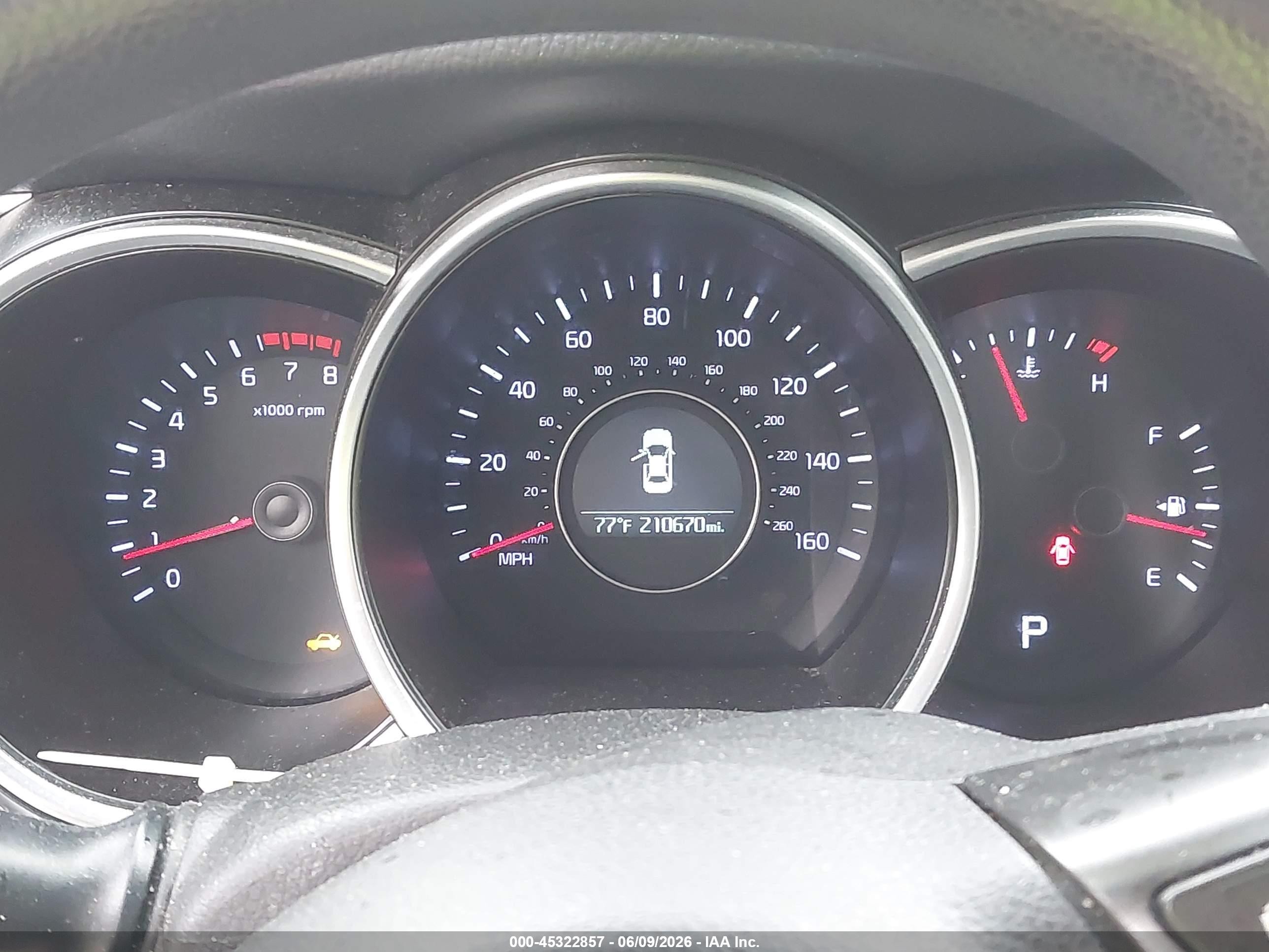 2015 Kia Optima Lx White vin: KNAGM4A74F5556391