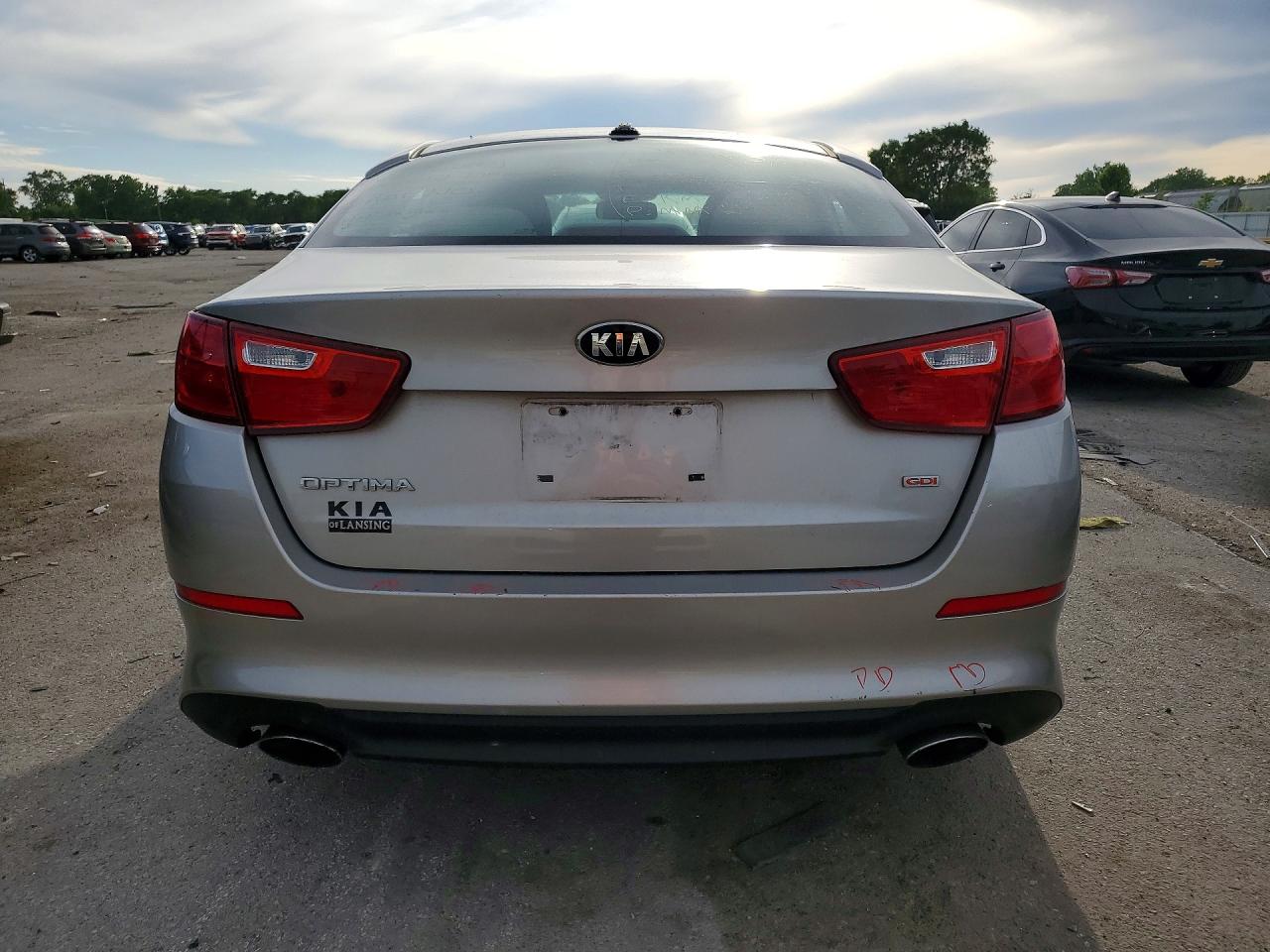 2015 Kia Optima Lx Silver vin: KNAGM4A74F5585891