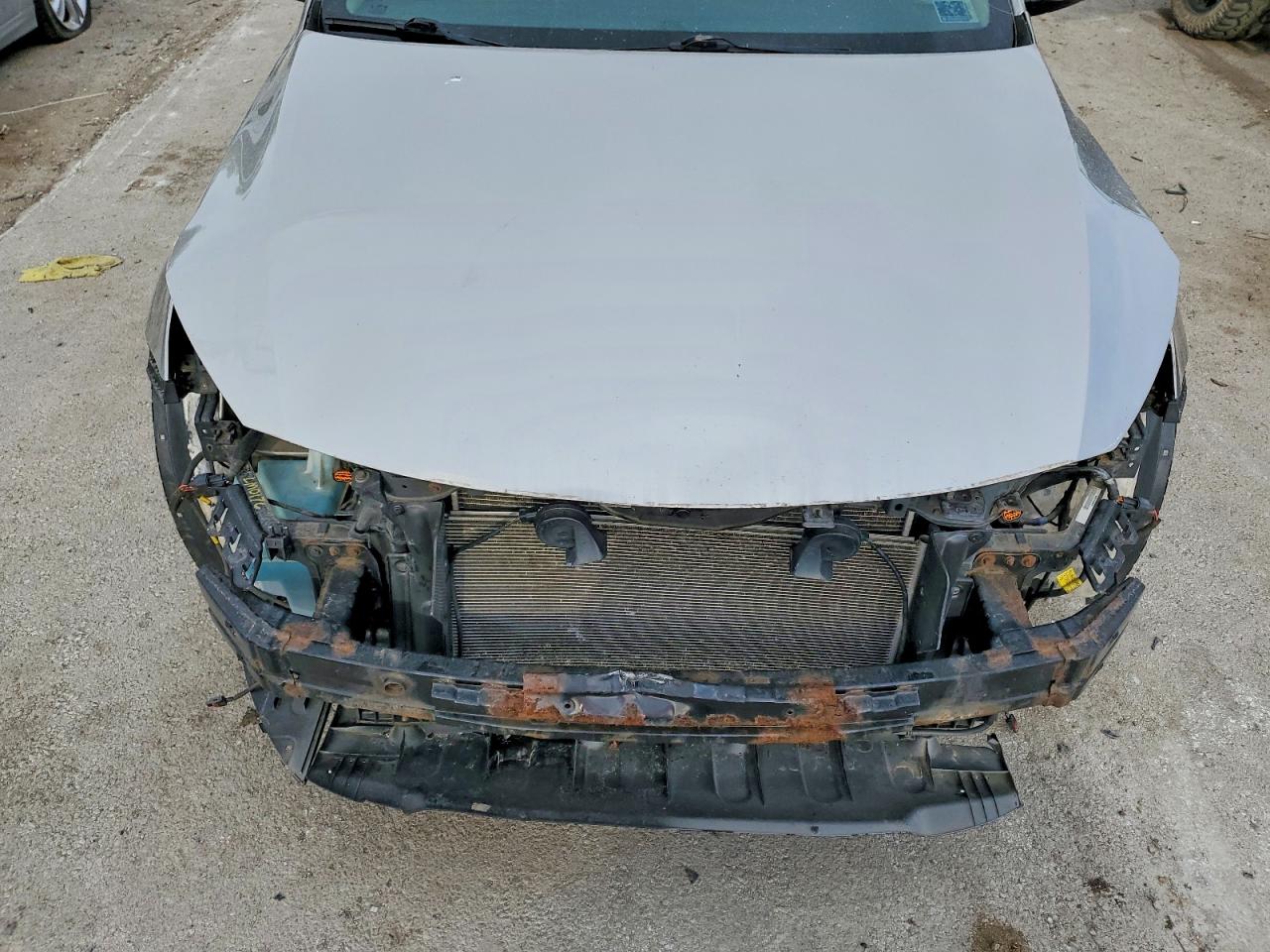 2015 Kia Optima Lx Silver vin: KNAGM4A74F5585891