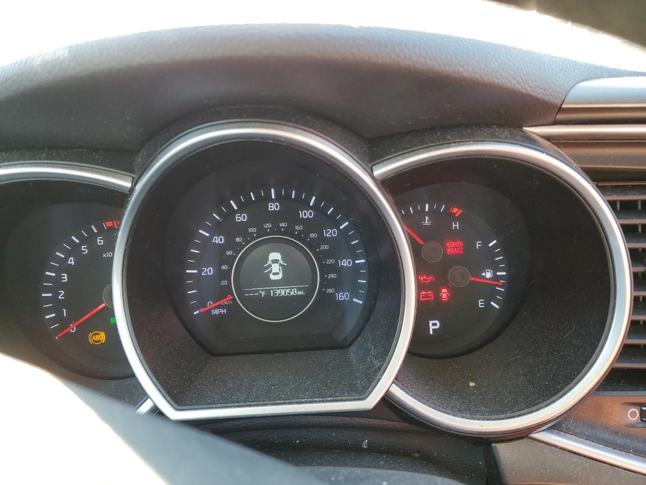 2015 Kia Optima Lx Белый vin: KNAGM4A74F5644972