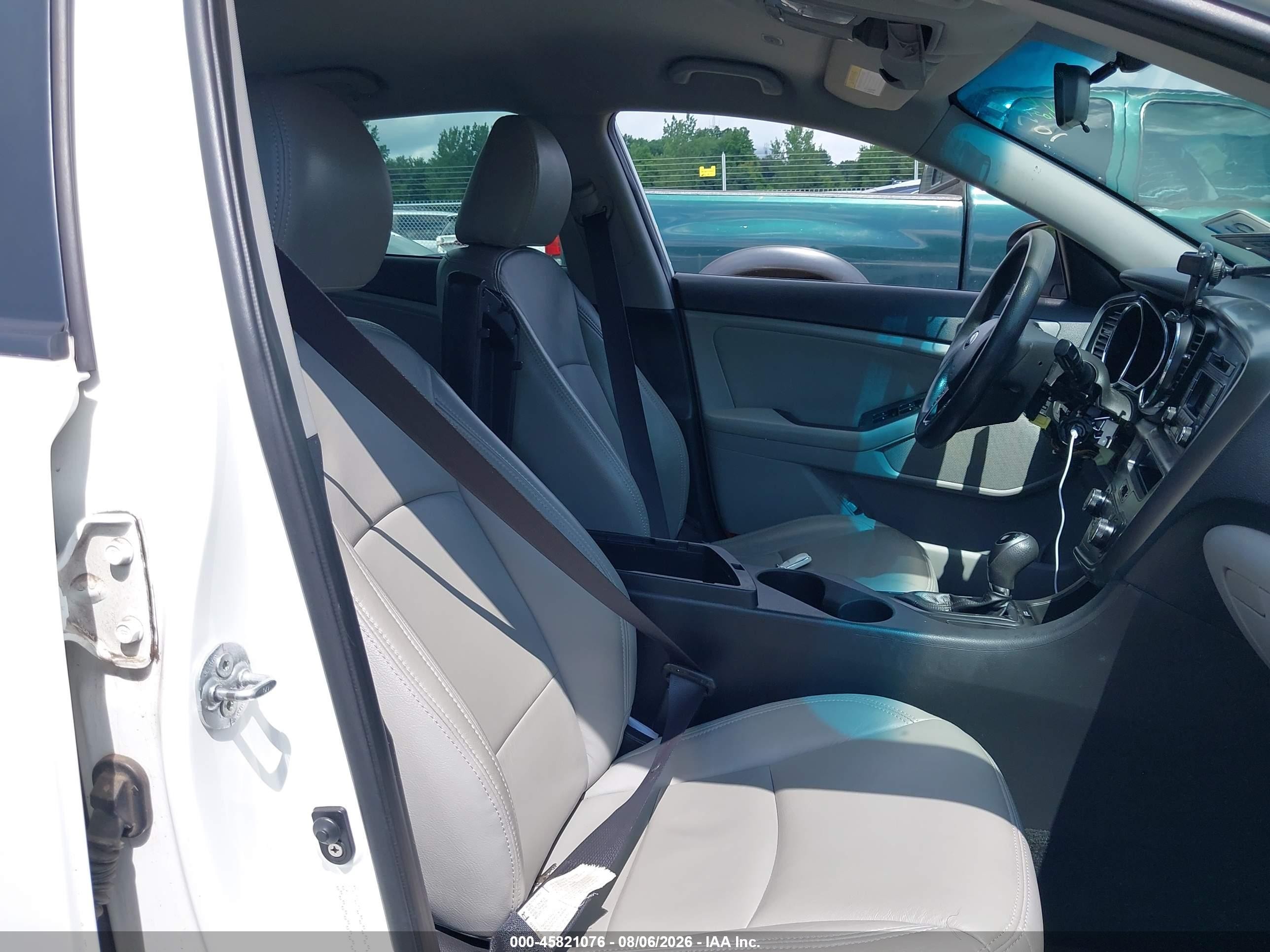 2013 Kia Optima Lx White vin: KNAGM4A75D5357833