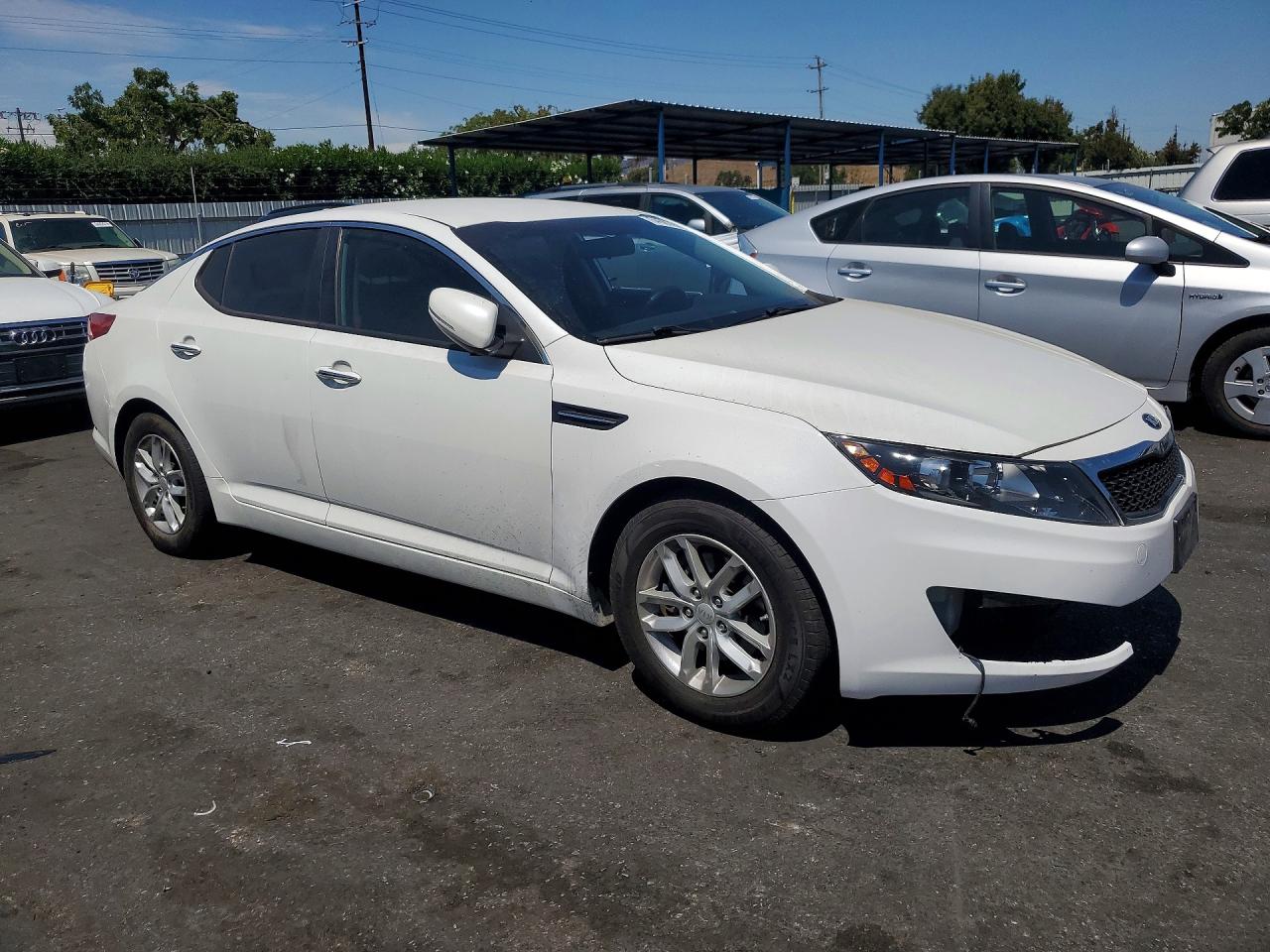 2013 Kia Optima Lx White vin: KNAGM4A75D5364751