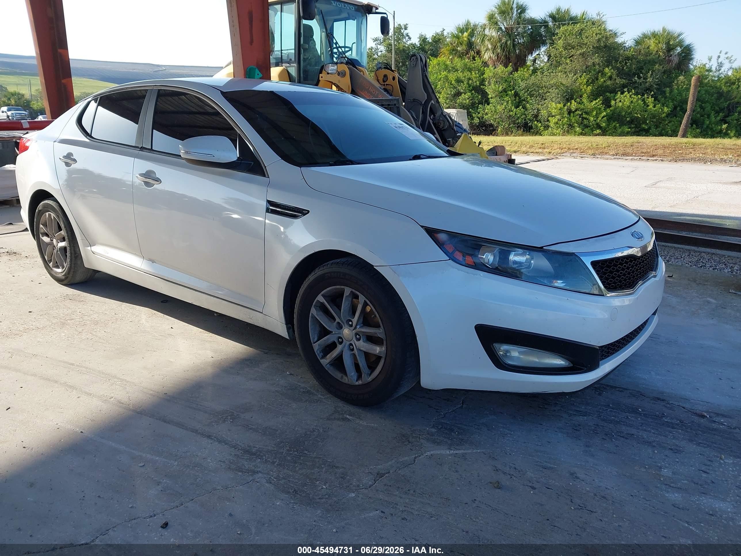 2012 Kia Optima Lx White vin: KNAGM4A76C5289640