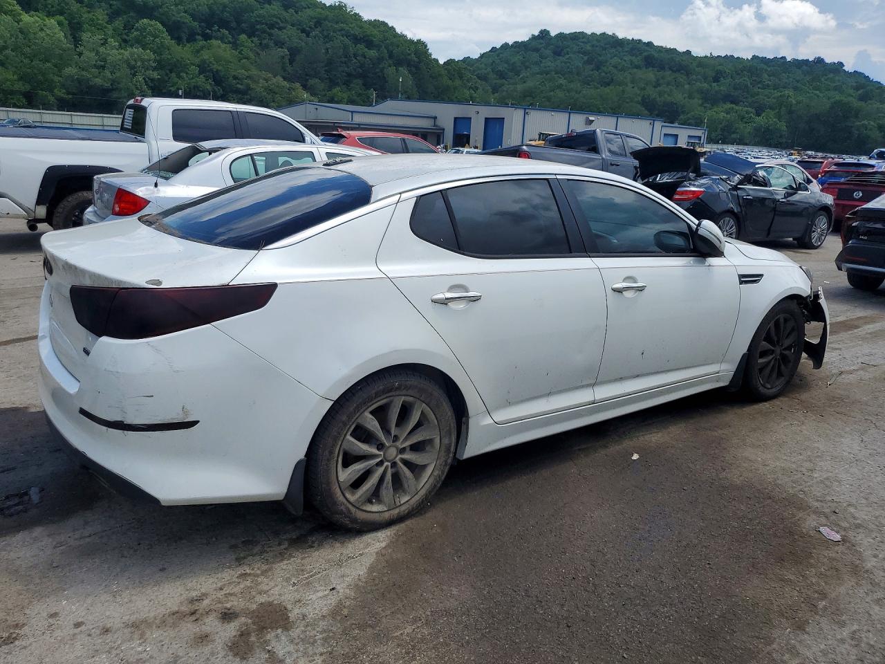 2015 Kia Optima Lx White vin: KNAGM4A76F5617675