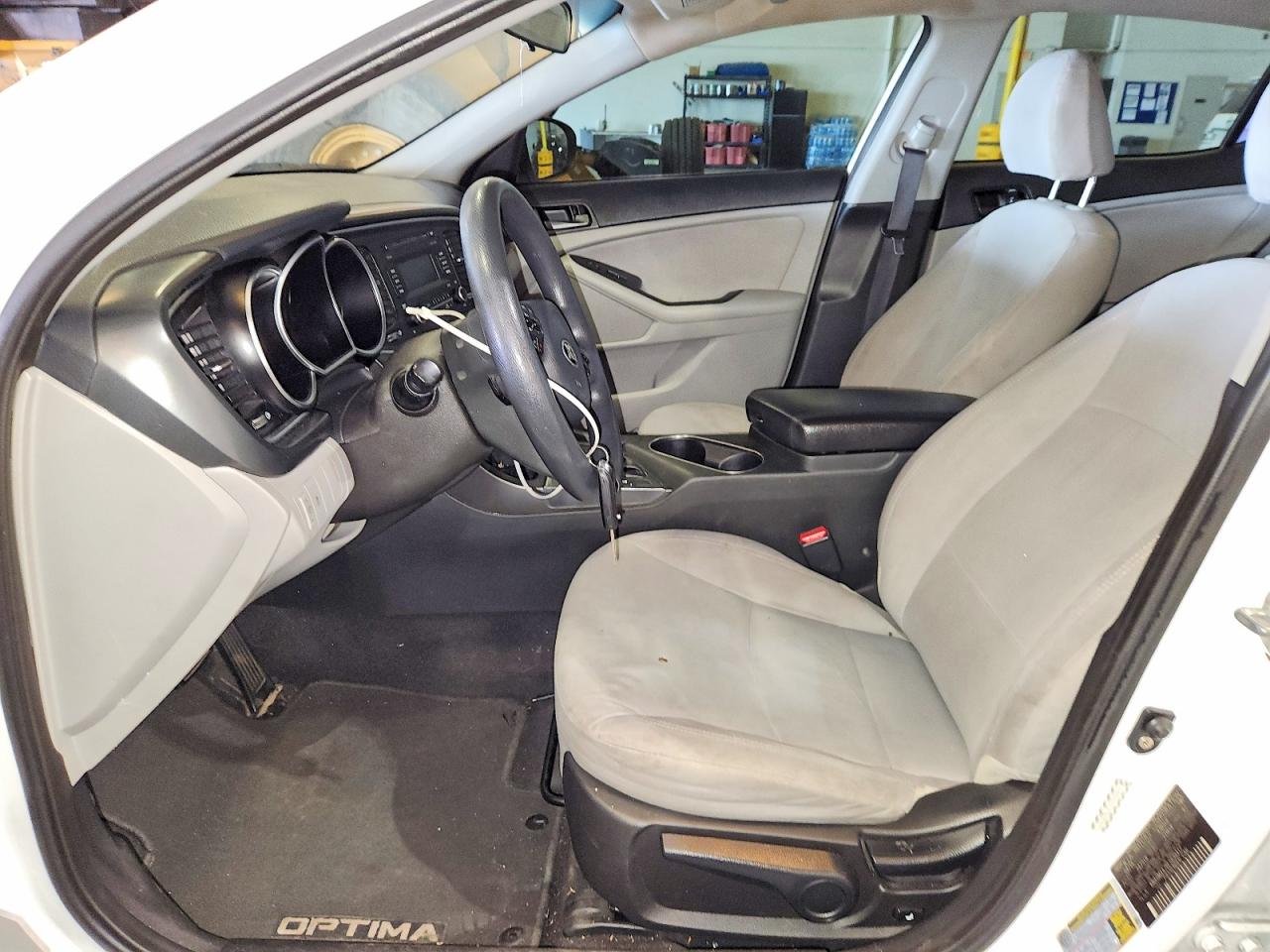 2015 Kia Optima Lx White vin: KNAGM4A76F5639417