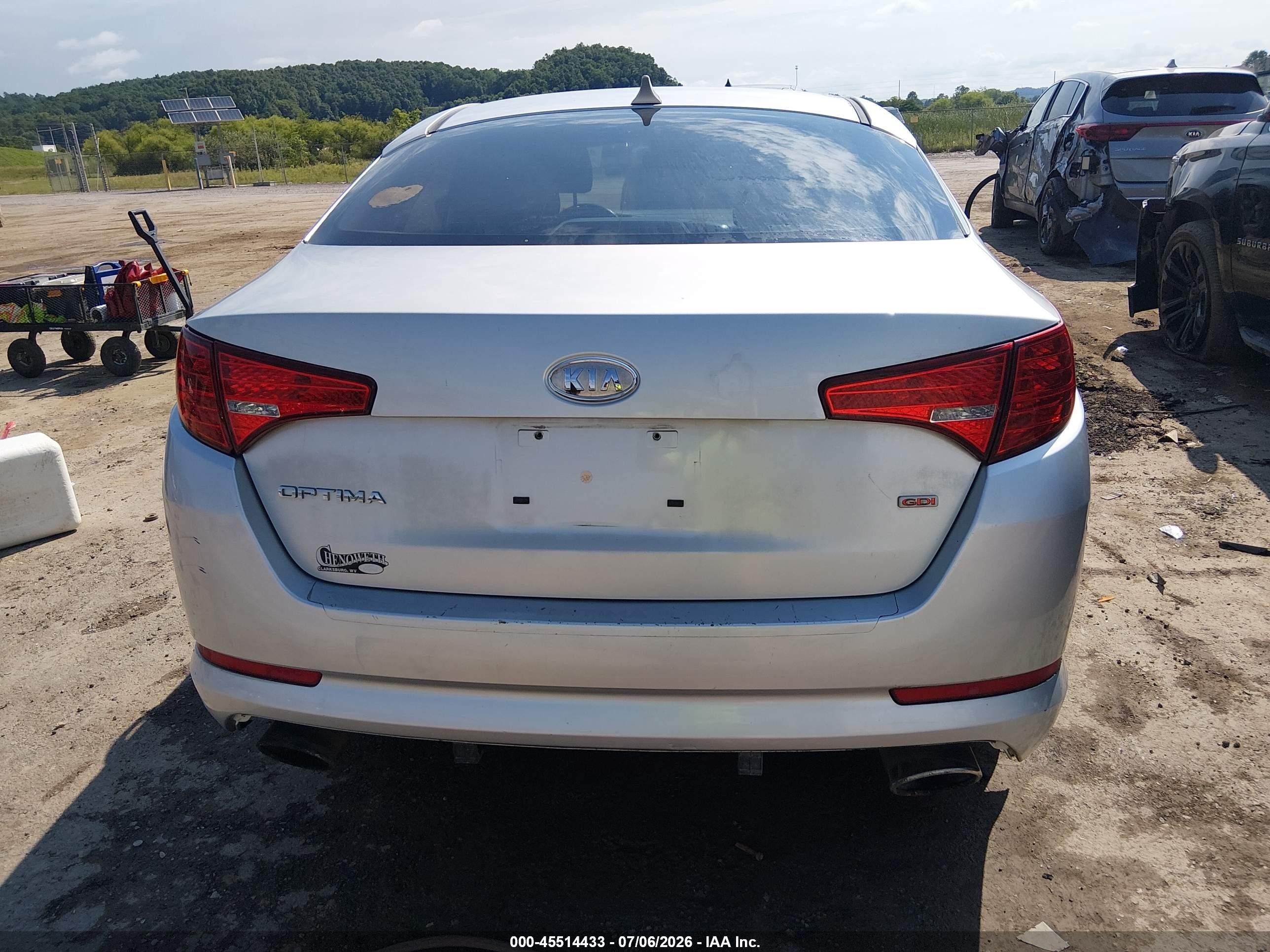 2012 Kia Optima Lx Silver vin: KNAGM4A77C5291753