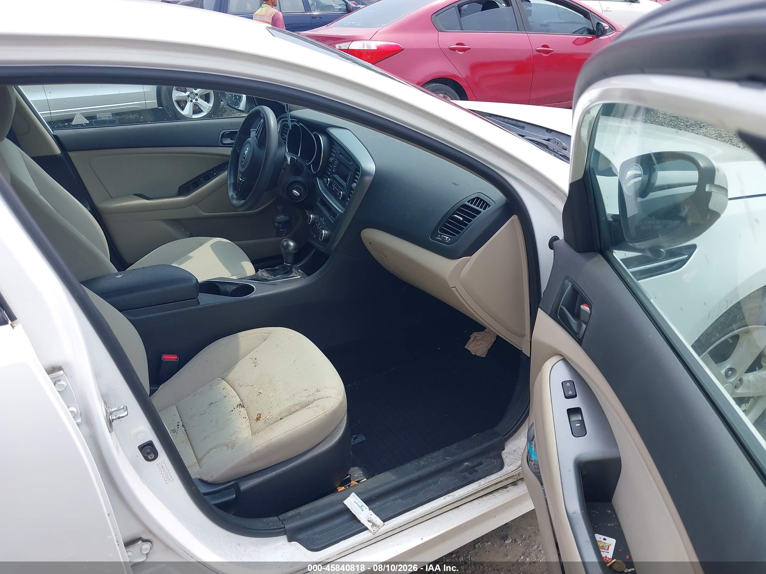2015 Kia Optima Lx White vin: KNAGM4A77F5536975