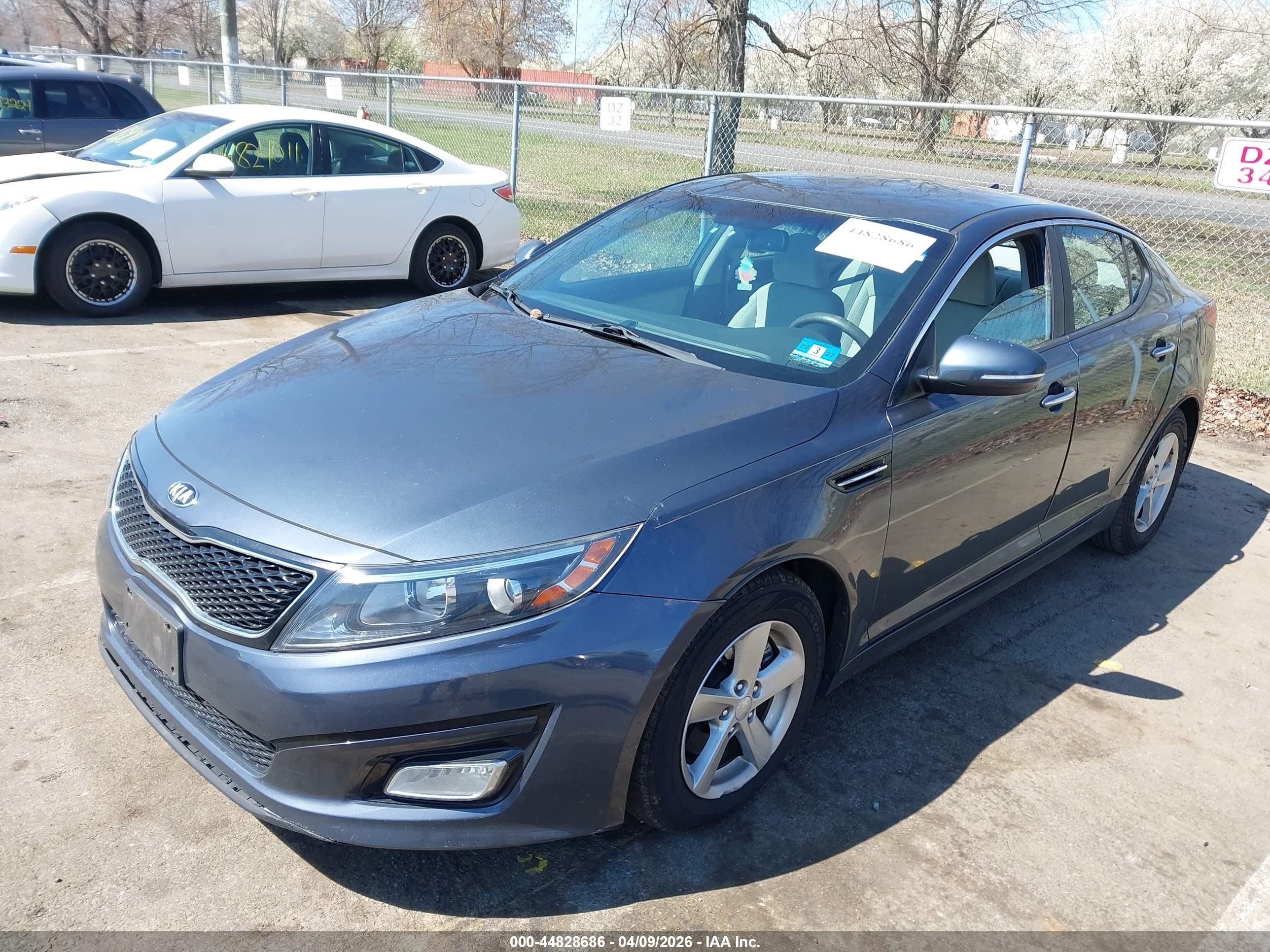 2015 Kia Optima Lx Gray vin: KNAGM4A77F5558720