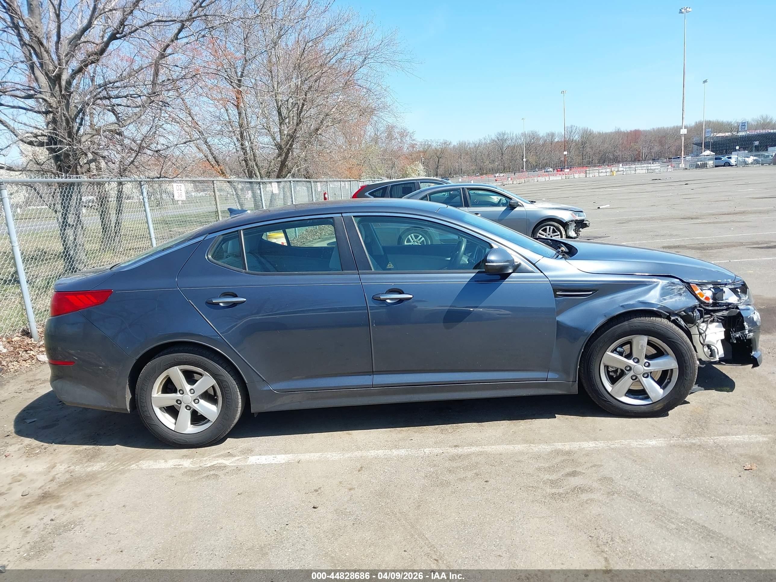 2015 Kia Optima Lx Gray vin: KNAGM4A77F5558720
