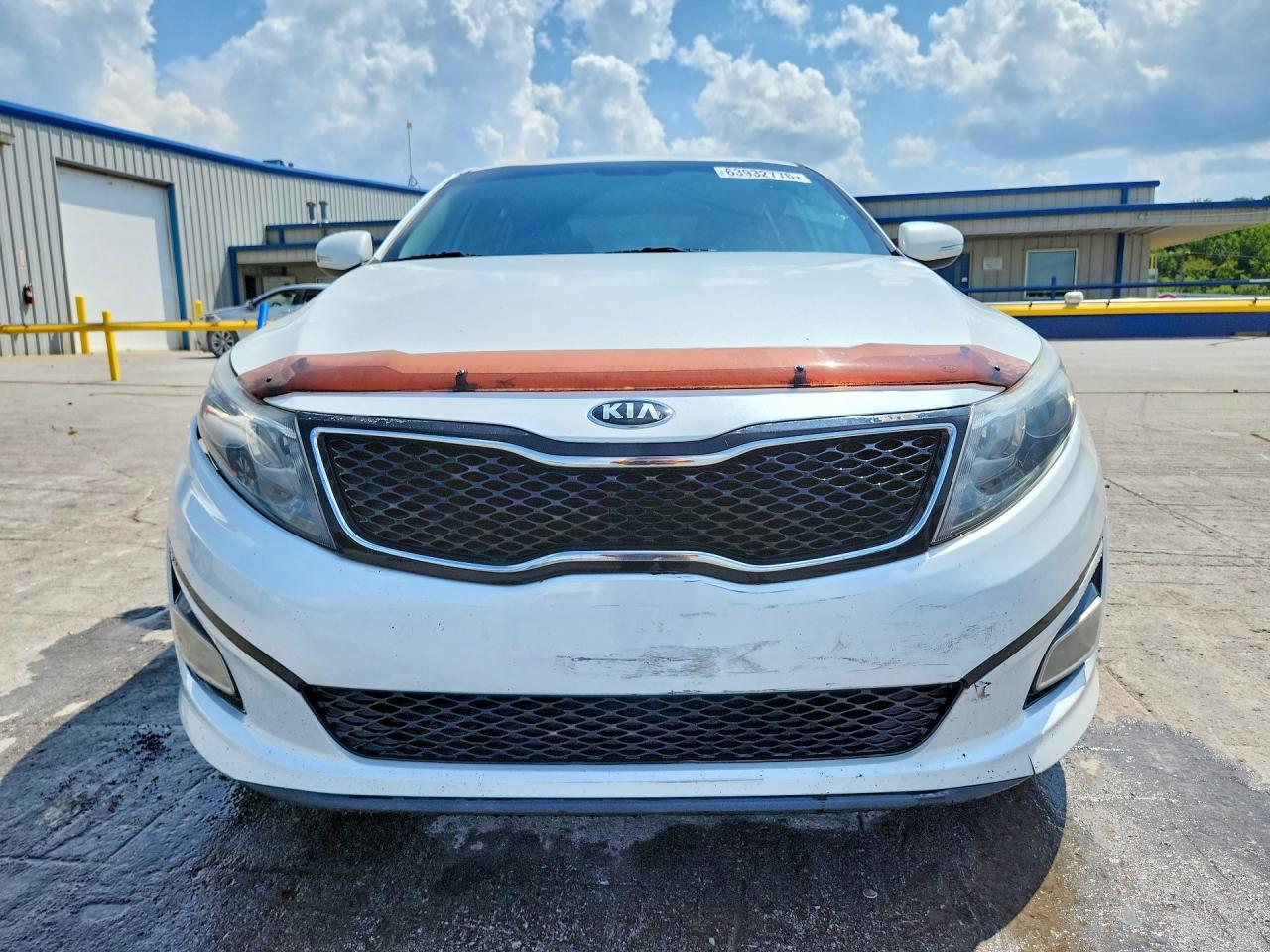 2015 Kia Optima Lx Белый vin: KNAGM4A77F5575355