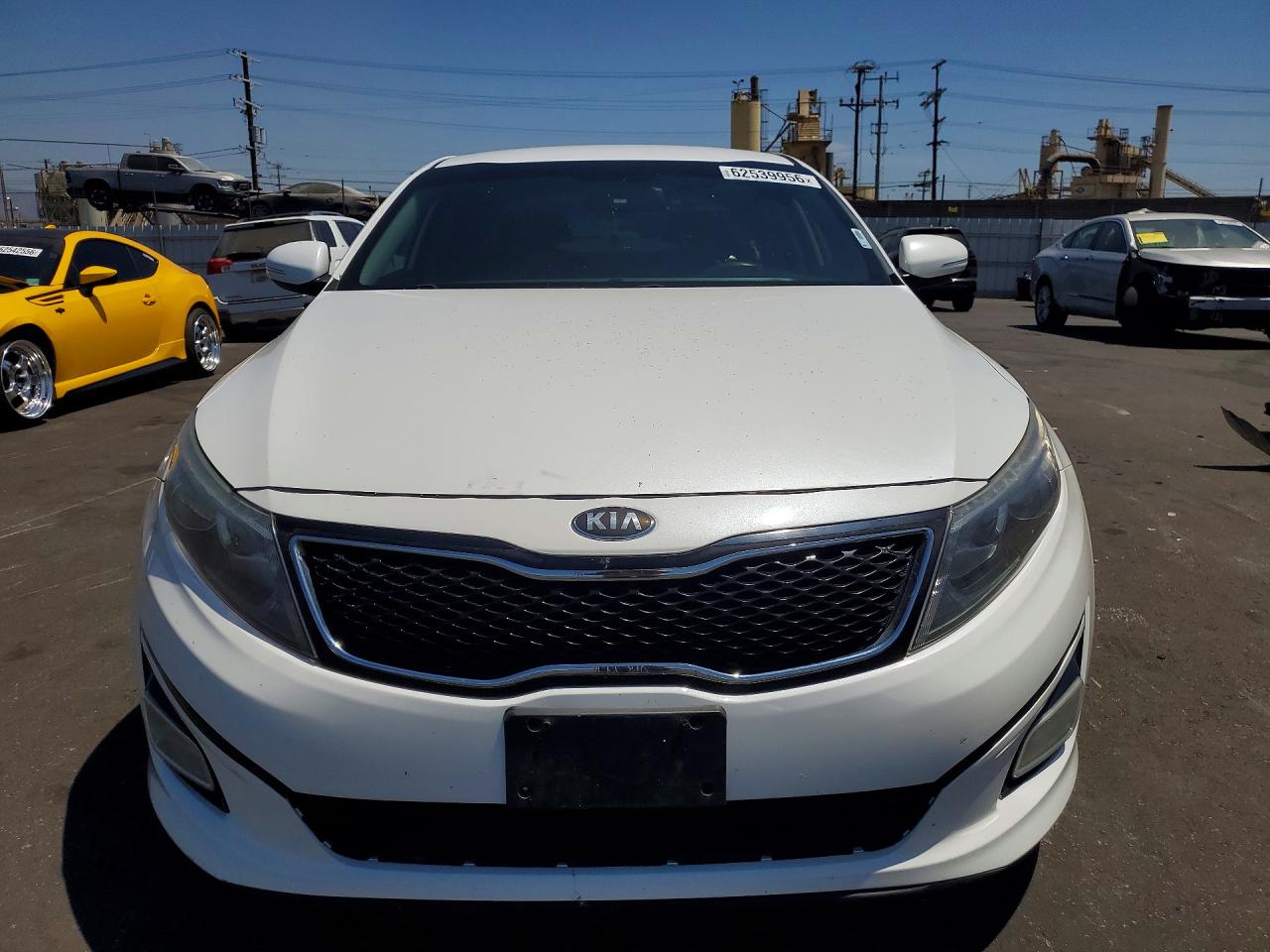 2015 Kia Optima Lx White vin: KNAGM4A77F5584962