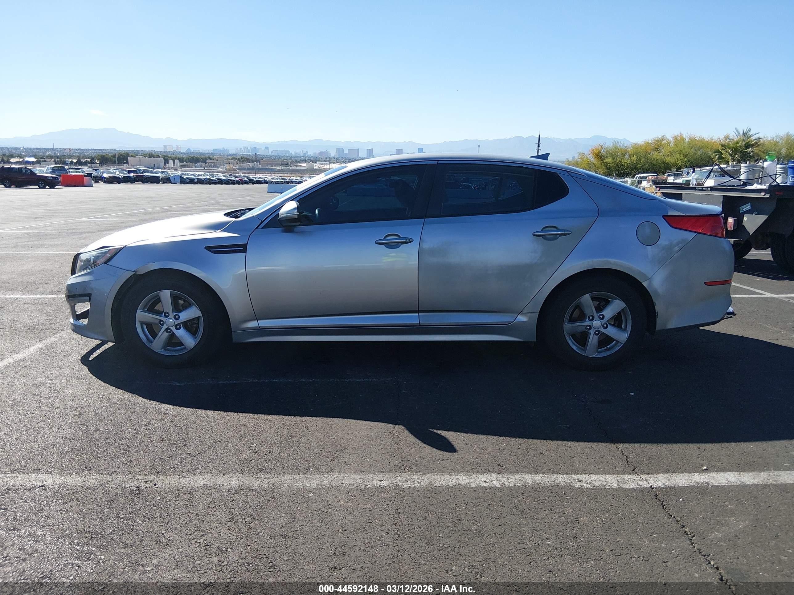 2014 Kia Optima Lx Champagne vin: KNAGM4A78E5475666