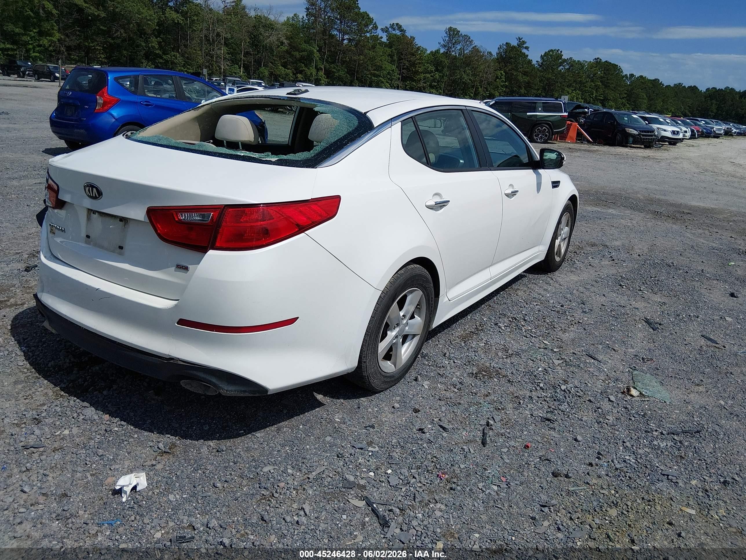 2015 Kia Optima Lx White vin: KNAGM4A78F5572299