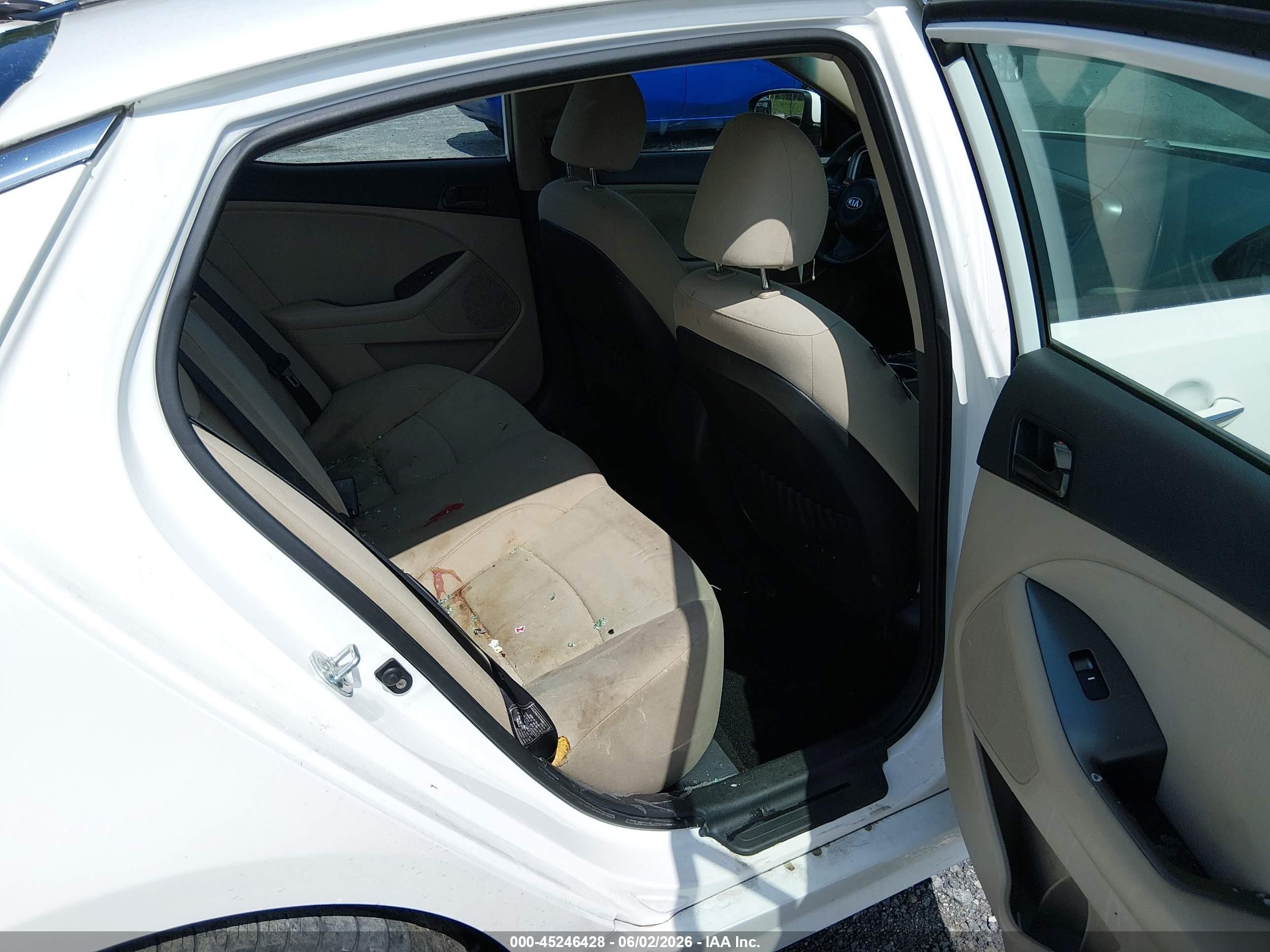 2015 Kia Optima Lx White vin: KNAGM4A78F5572299