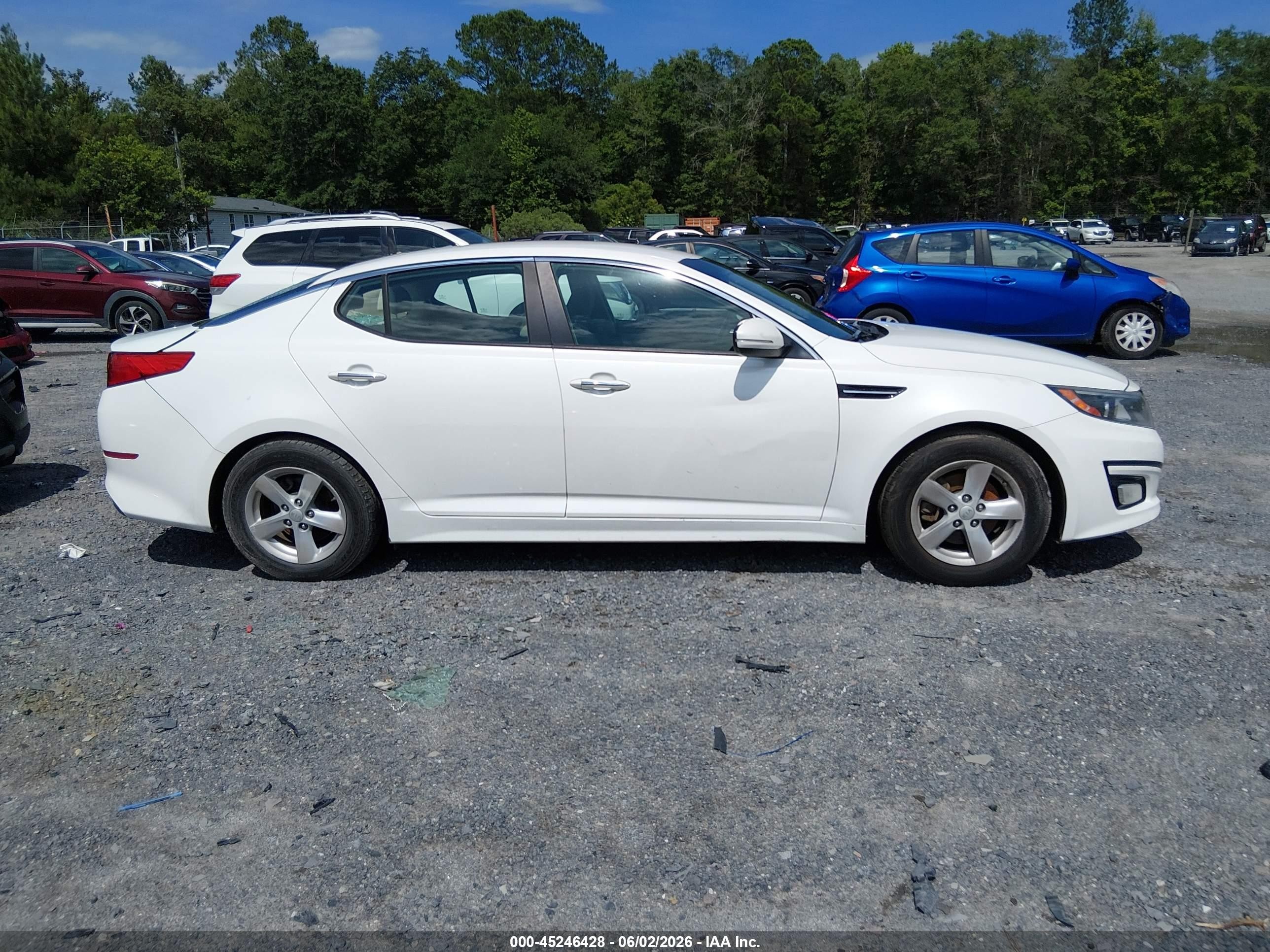 2015 Kia Optima Lx White vin: KNAGM4A78F5572299
