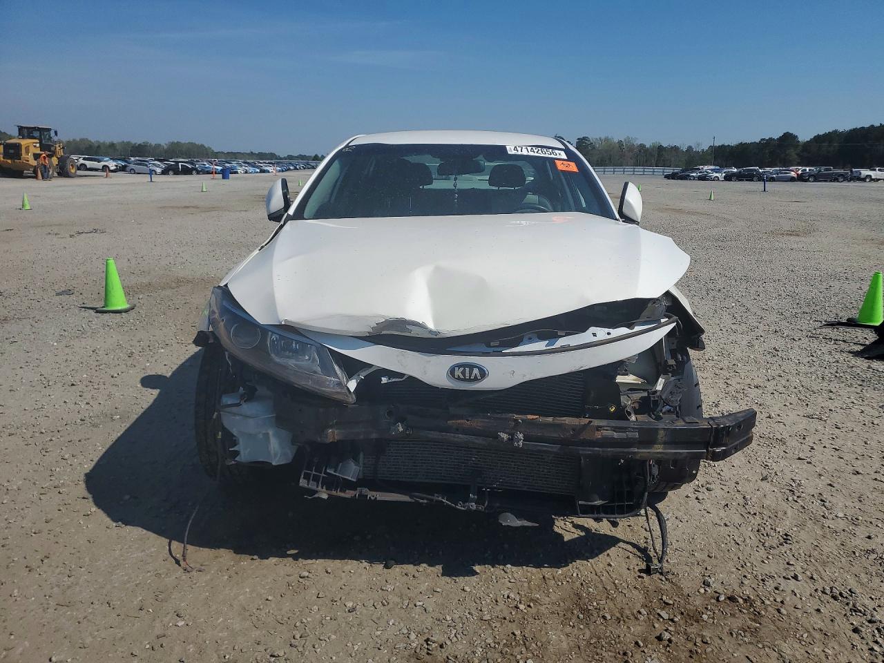 2015 Kia Optima Lx White vin: KNAGM4A78F5586574
