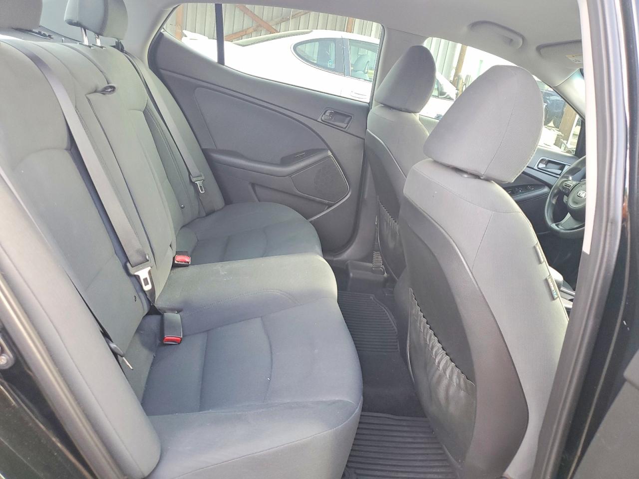 2015 Kia Optima Lx Черный vin: KNAGM4A78F5651908