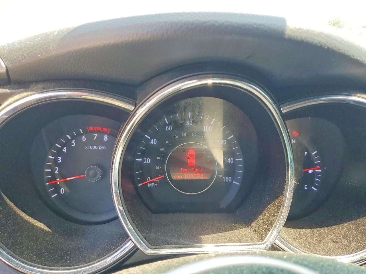 2011 Kia Optima Lx Red vin: KNAGM4A79B5130755