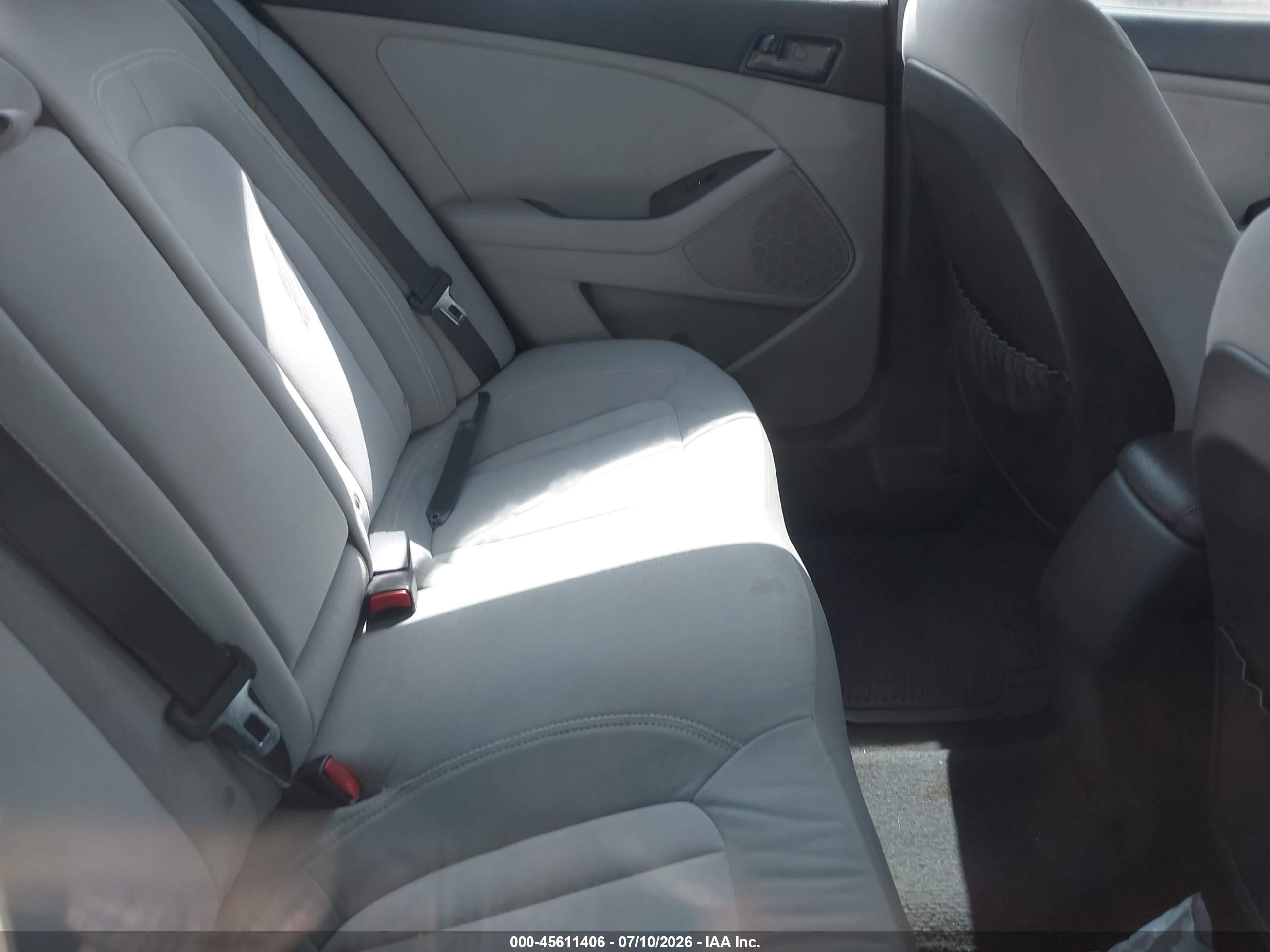 2011 Kia Optima Lx Gray vin: KNAGM4A79B5170446