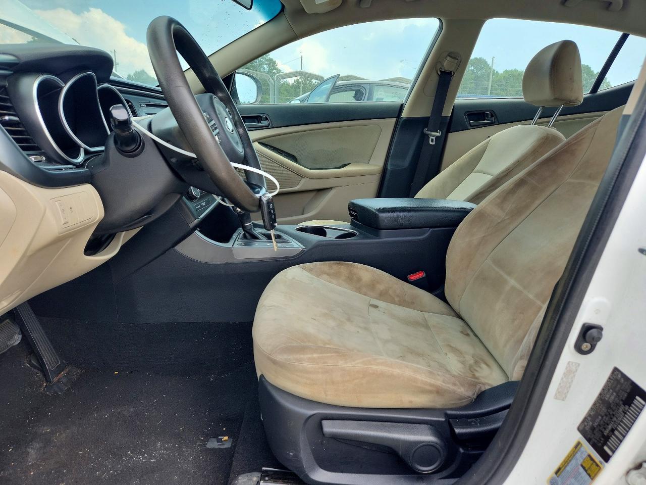 2015 Kia Optima Lx White vin: KNAGM4A79F5528893